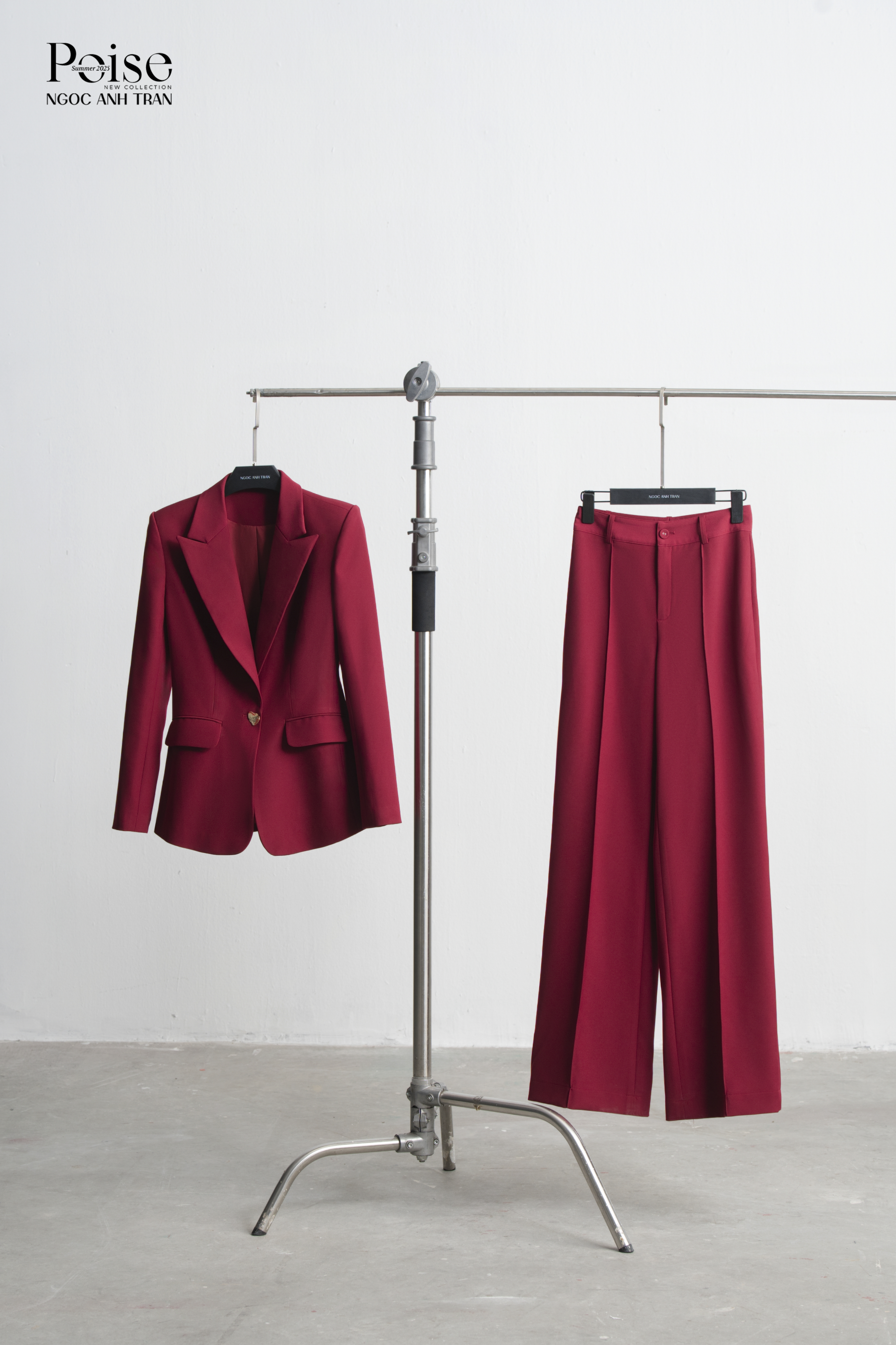 Set V044 - Set áo vest hồng maroon luxury phối quần ống loe cùng màu_thumbnail_4