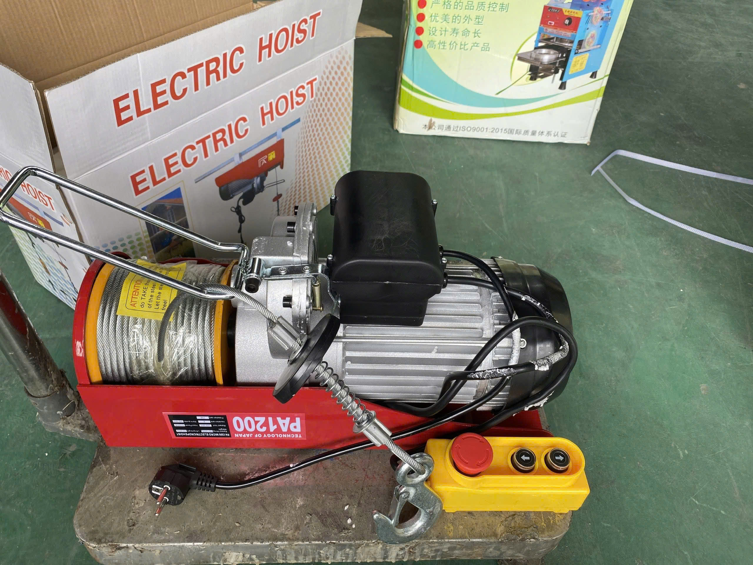 Combo Tời + con chạy trên ray thép I_thumbnail_9