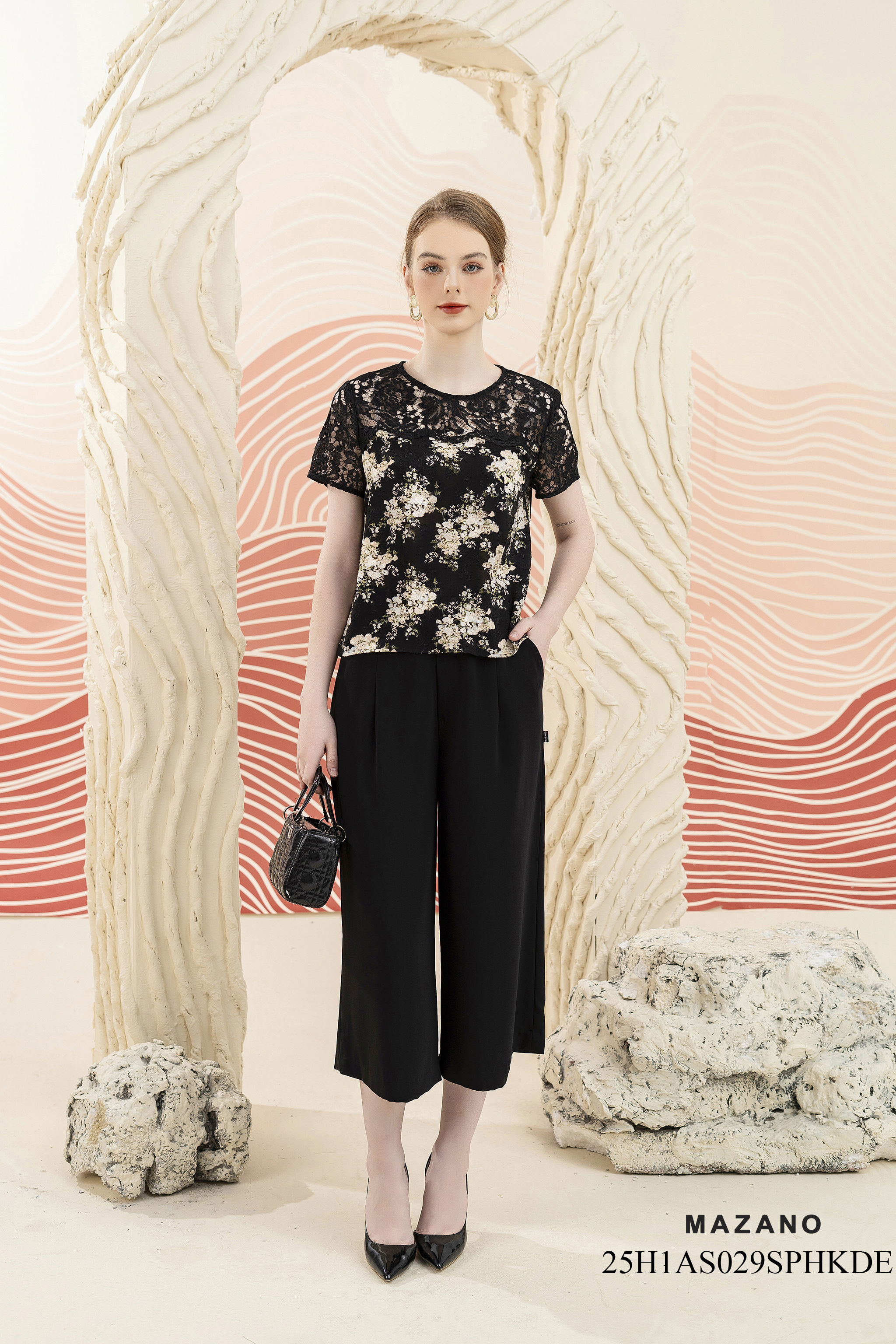 Áo Top Suông Vải voan 3D phối ren Họa tiết hoa cách điệu Cổ tròn Tay ngắn Dài dưới eo