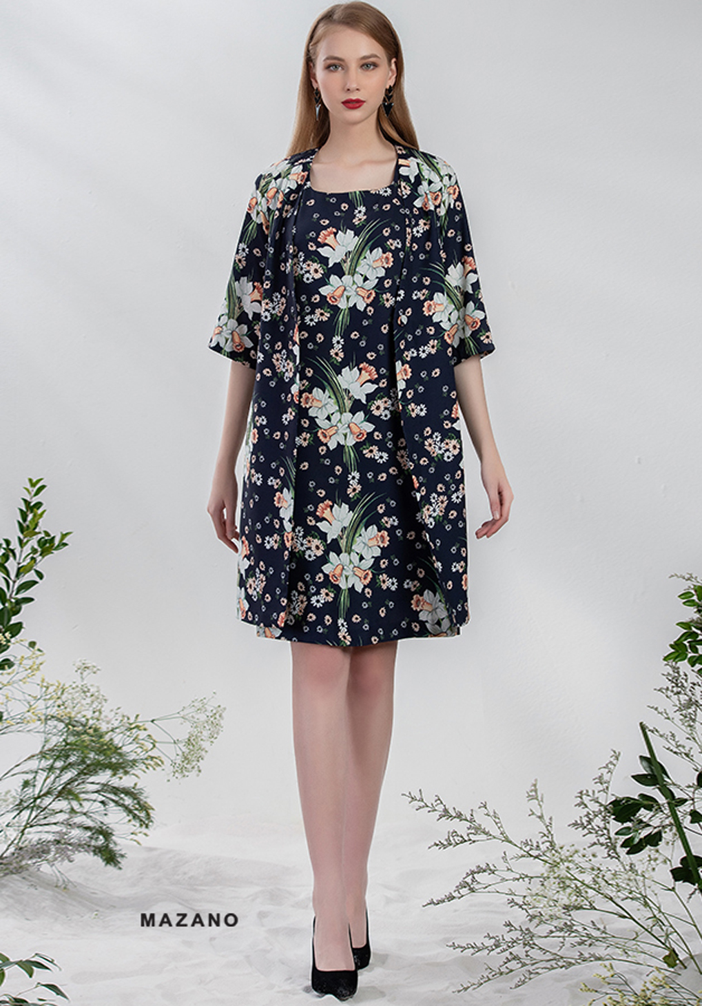 Áo Blazer vải lụa dày tay lỡ hoạ tiết in