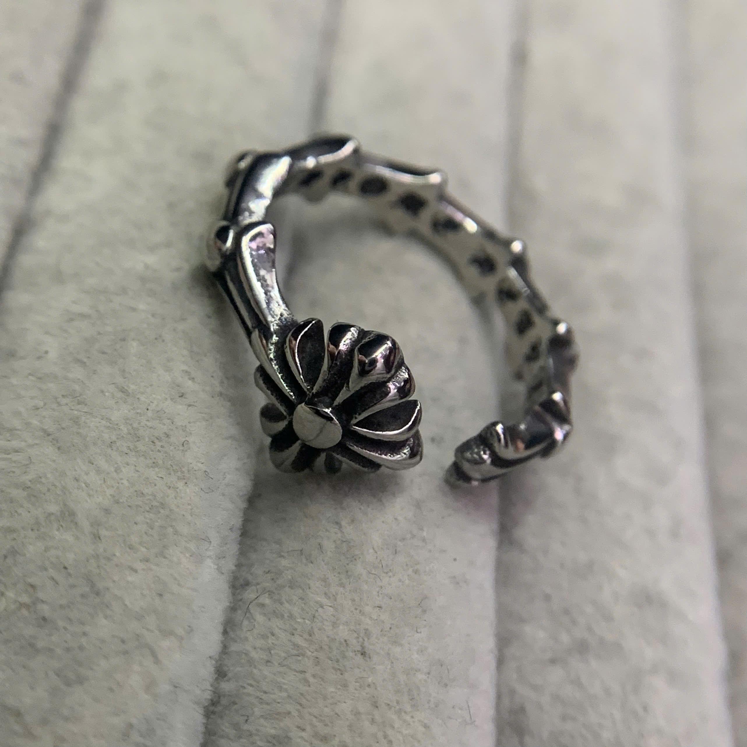 Nhẫn kiểu chrome hở size 9 mảnh