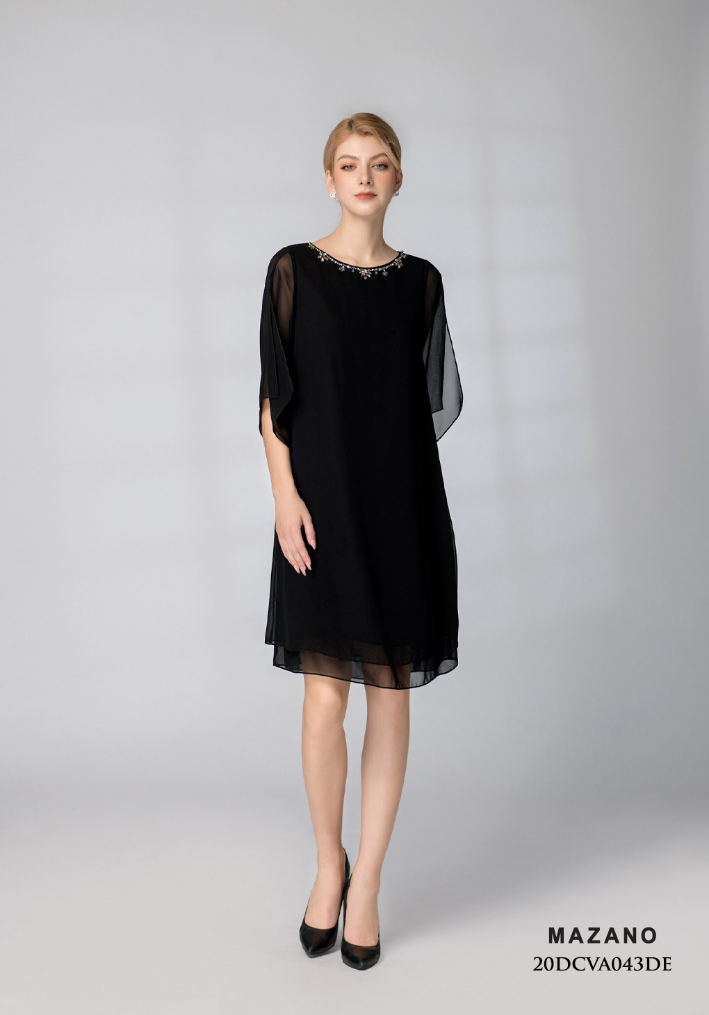 Đầm đen suông A tay xẻ, cổ đính đá_thumbnail_2