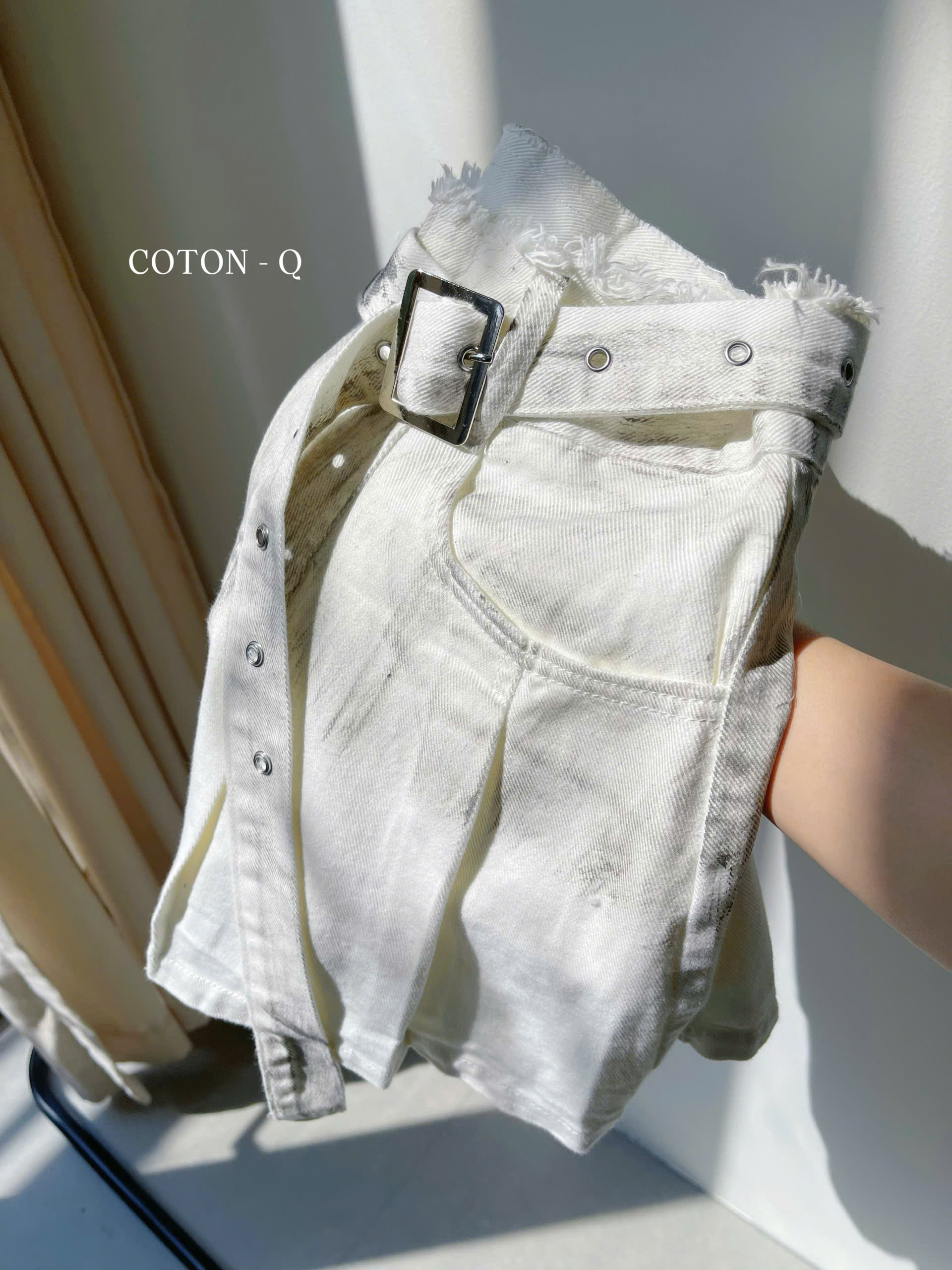 Chân váy trắng phối màu_thumbnail_13