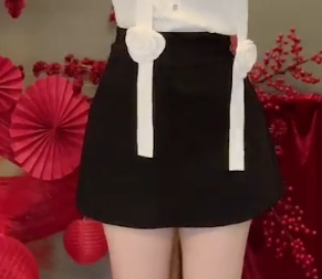 Chân Váy Chữ A Cạp Bản To