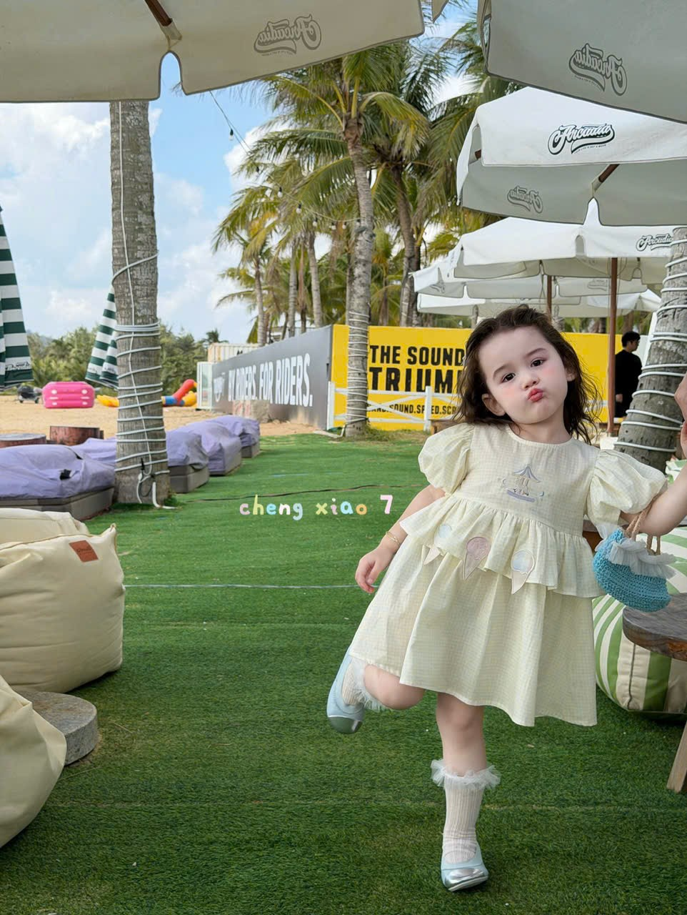 CX83 - Váy bé gái tay phồng thêu họa tiết kẹo ngọt phong cách tiểu thư hãng CX7