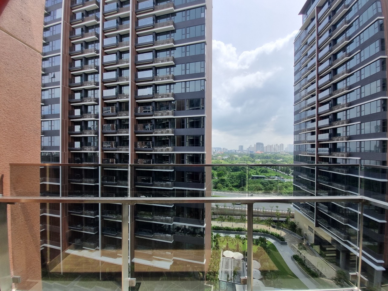 Bán chung cư The River Thủ Thiêm, 3 phòng ngủ, 140 m2, giá 21.5 tỷ _thumbnail_2