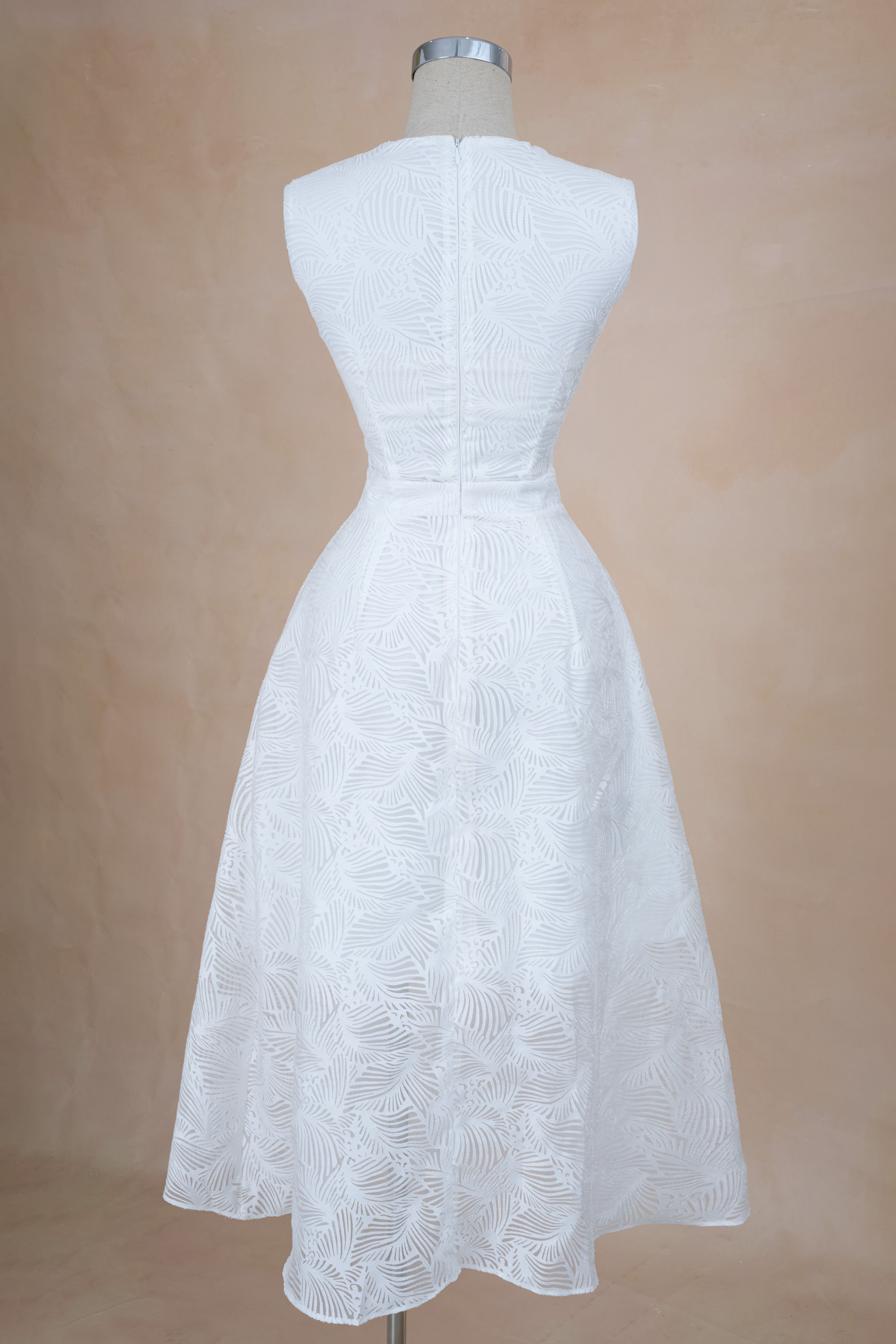 Đầm Xòe Cổ V Ren Nổi_thumbnail_6