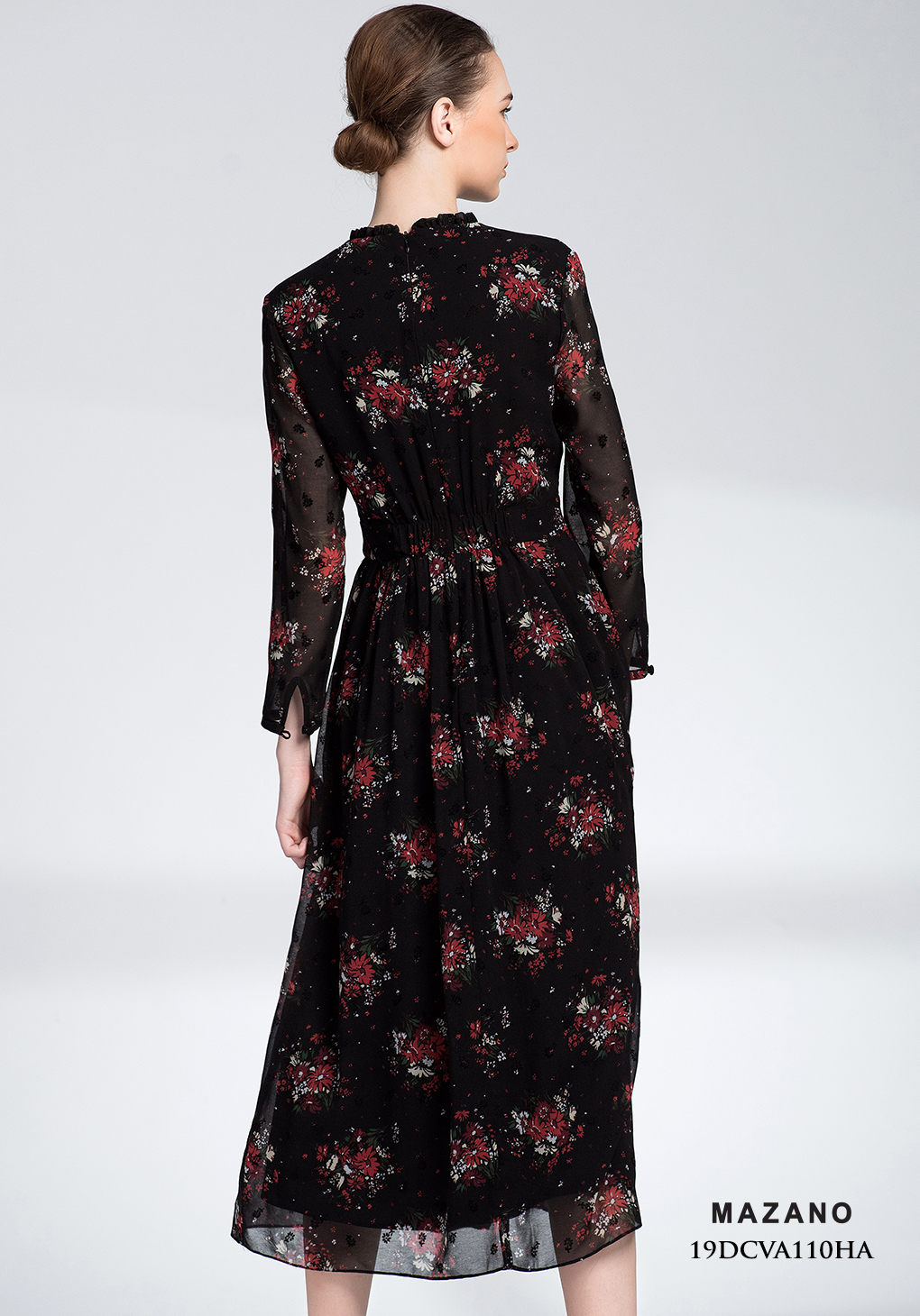 Đâm đen họa tiết hoa đỏ thắt eo cổ cách điệu_thumbnail_3