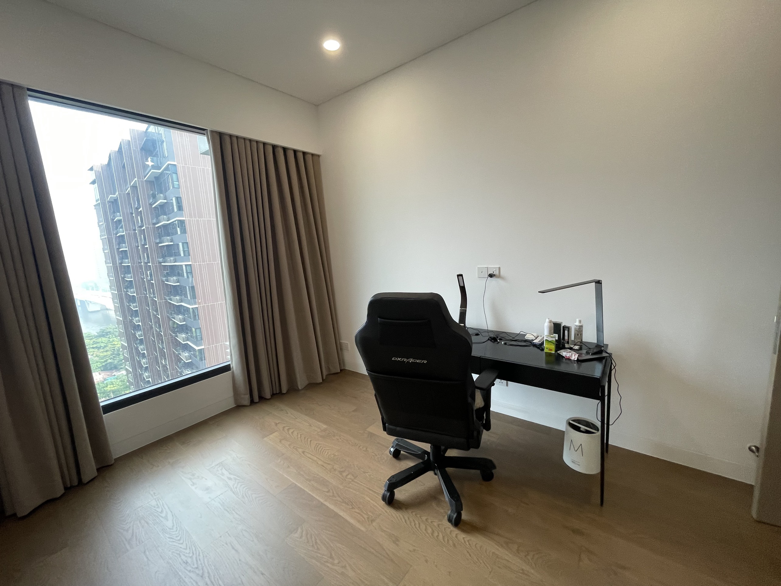 Cho thuê nhanh The River Thủ Thiêm 3PN full nội thất như hình, giá thuê chỉ 45tr, view sông_thumbnail_1