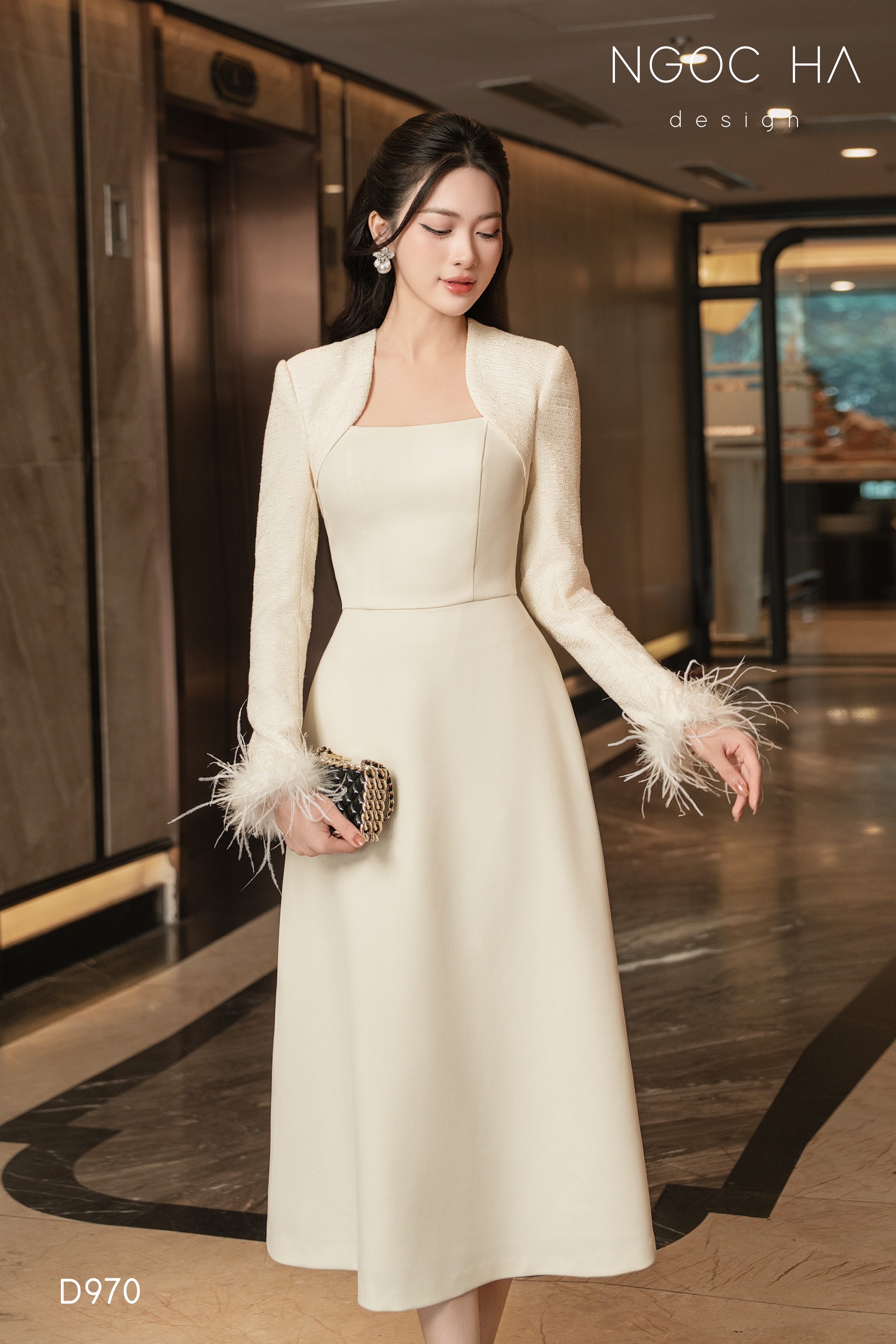 Kylie Dress_ Đầm Xòe Đính Lông Cửa Tay Màu Kem D970_thumbnail_2