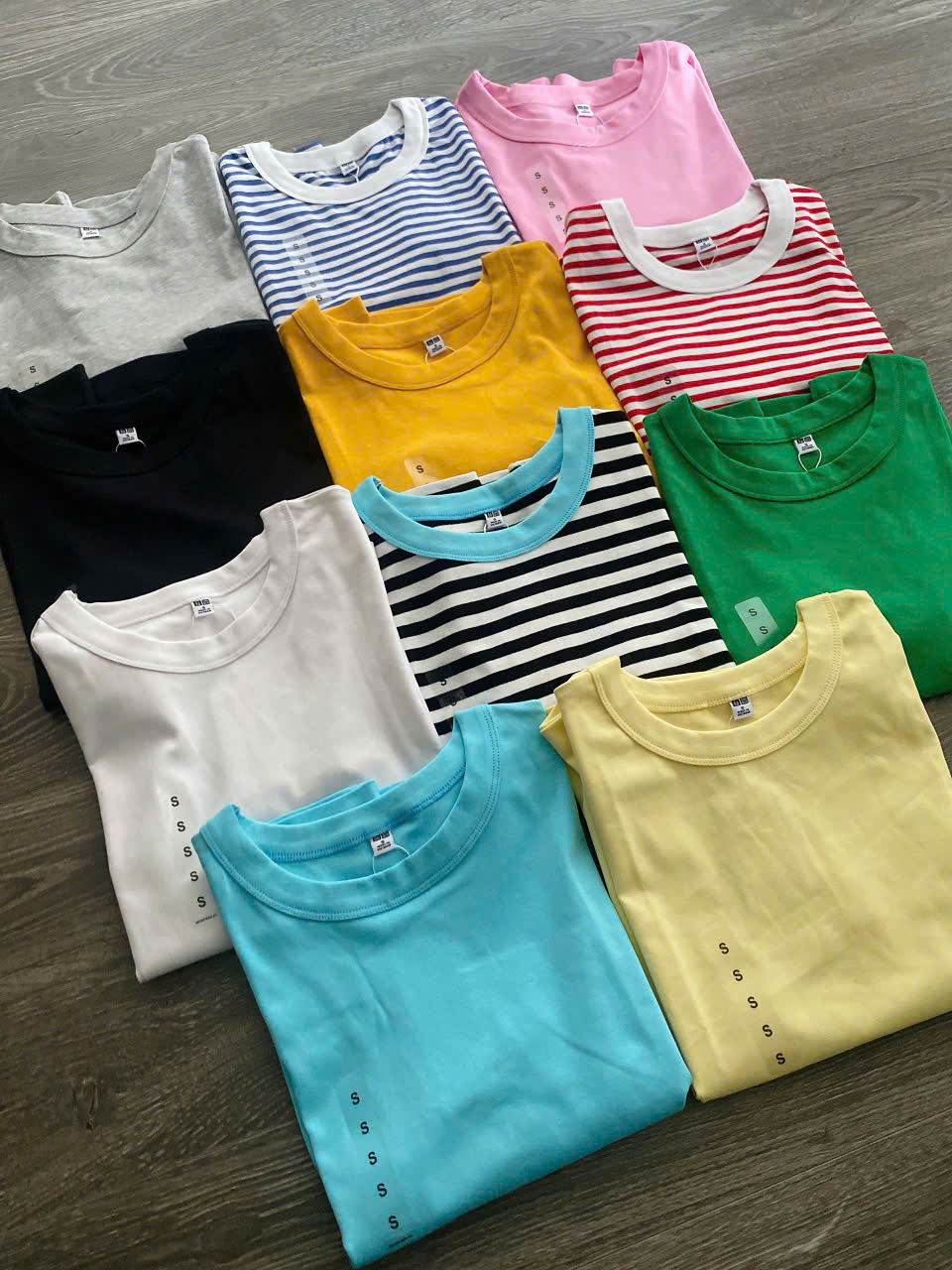 A44 ÁO THUN UNI LỚN