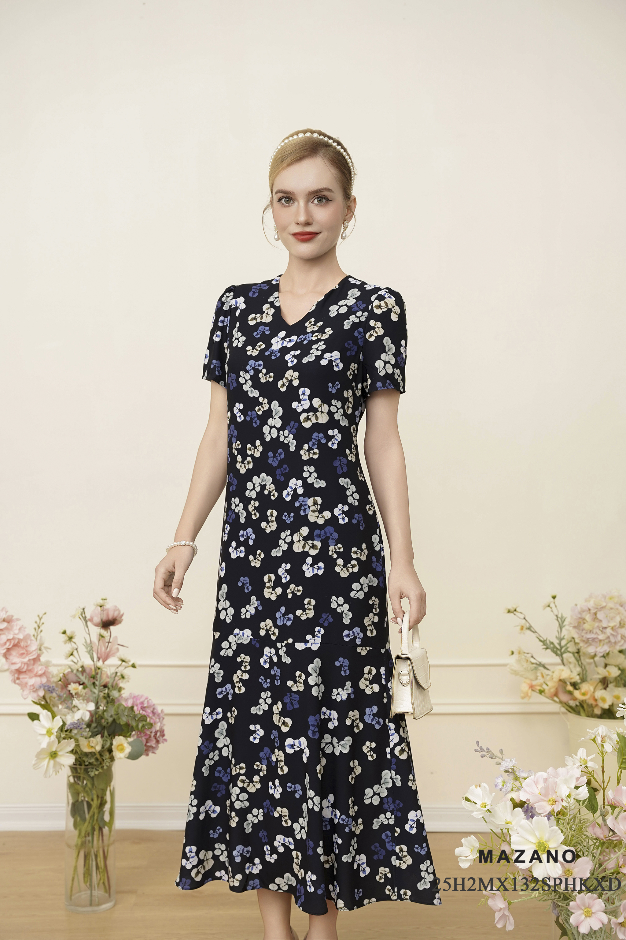 Maxi suông Vải thô Họa tiết hoa lá cách điệu Cổ V Tay ngắn Dài váy tới mắt cá