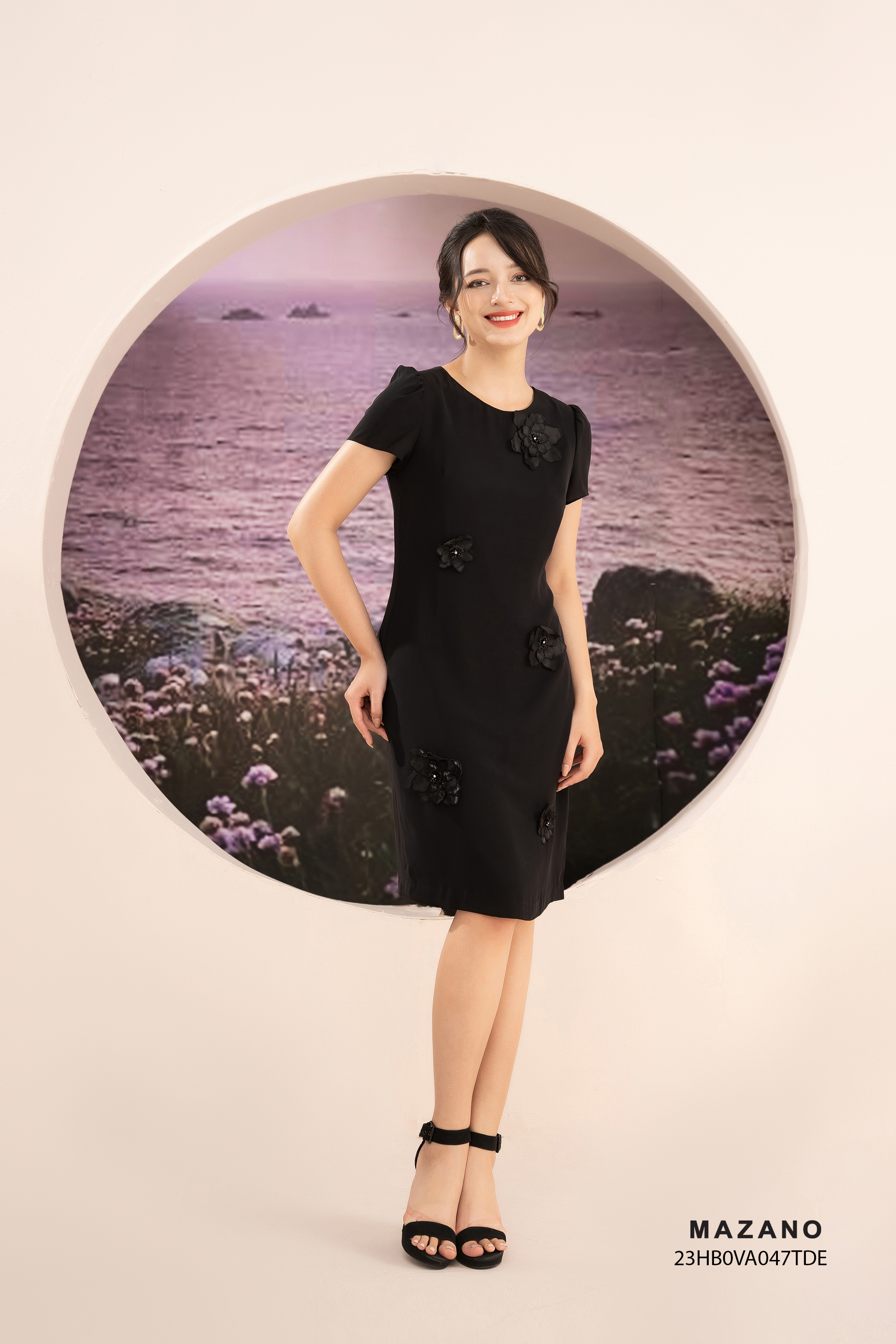 Đầm suông vừa đính hoa bố cục_thumbnail_3