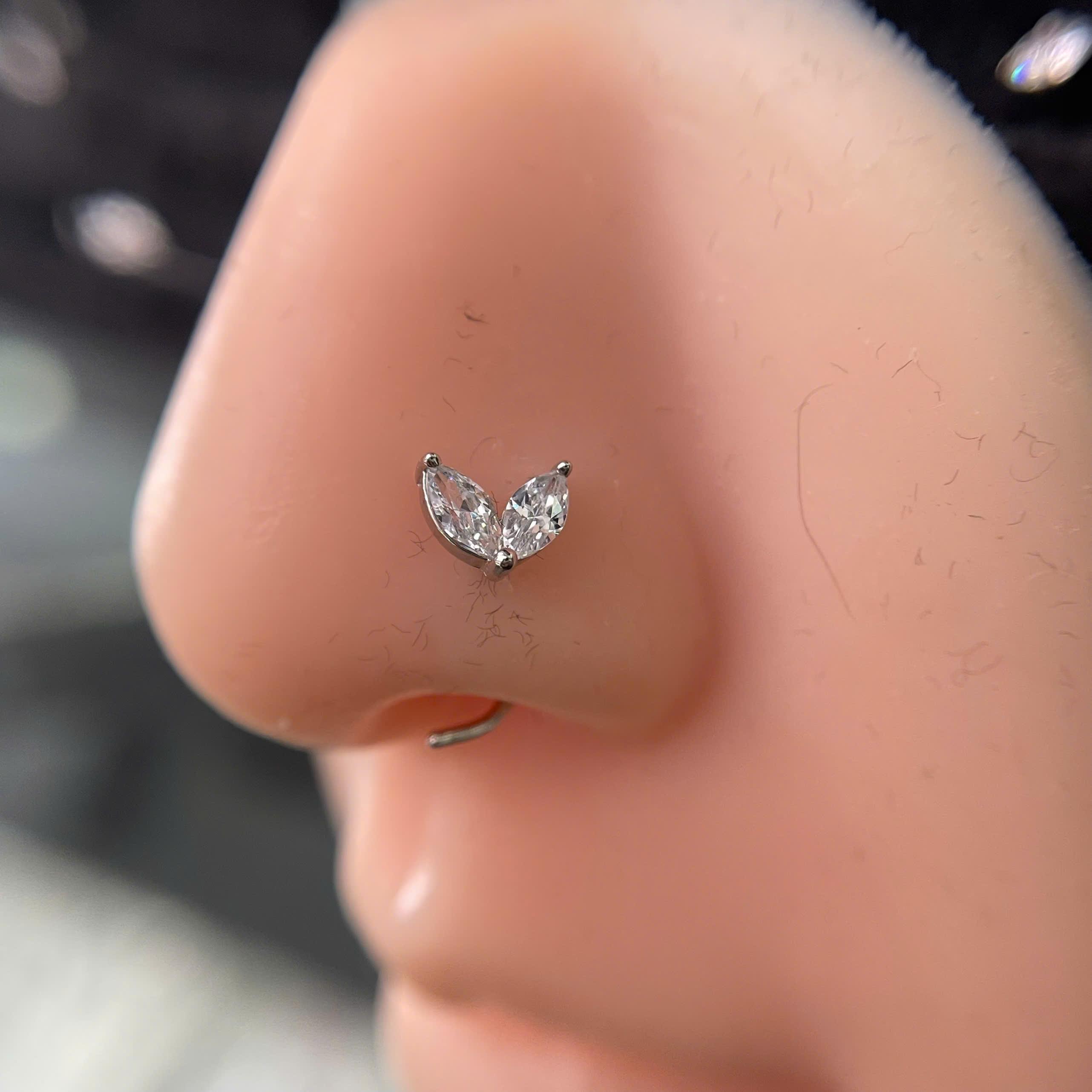 mũi C hai cánh lá kim cương trắng_thumbnail_2