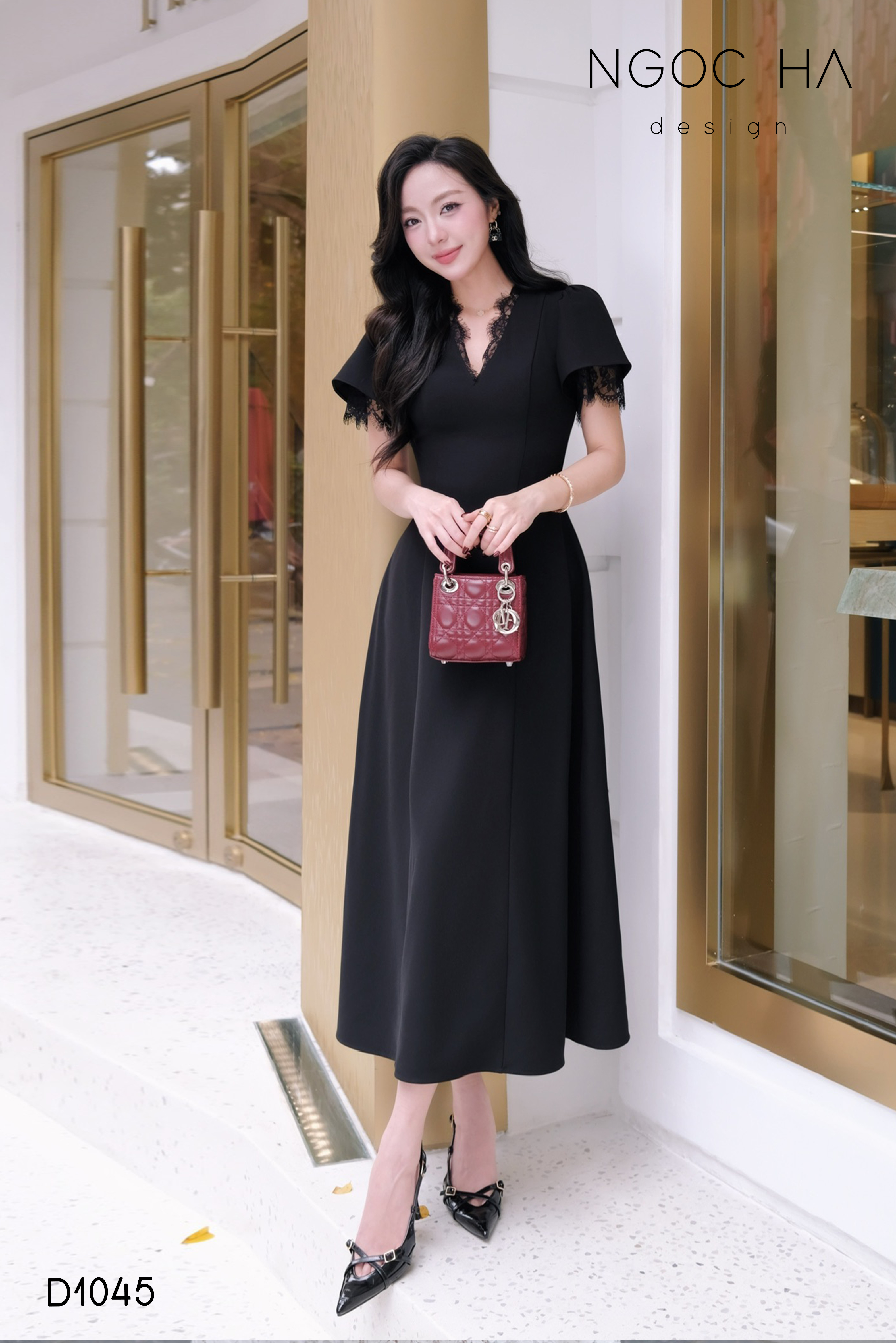 Mian Dress_ Đầm Đen Mix Cổ Ren D1045