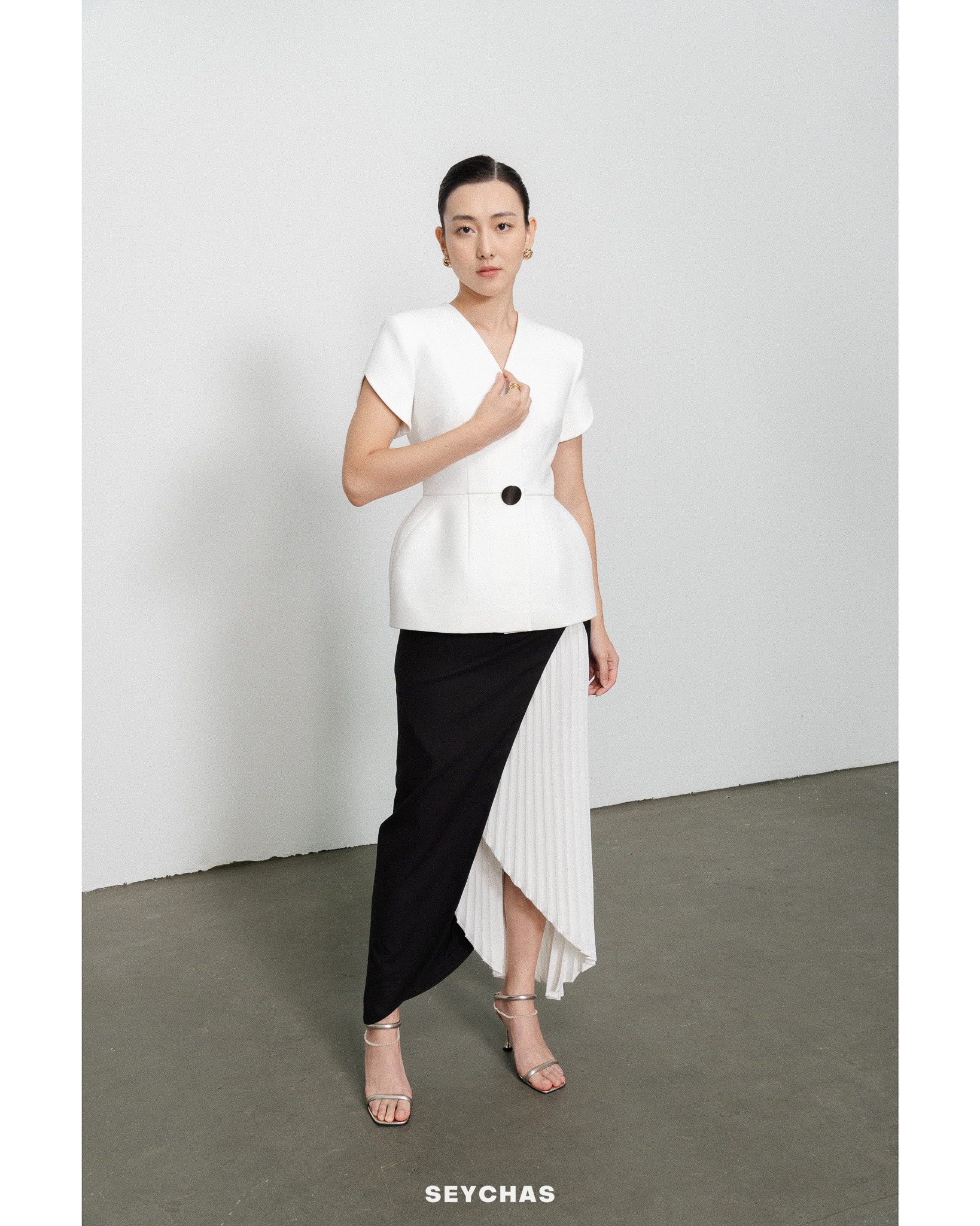 Áo cổ V nẹp mở chồng phồng hông( violet top)_thumbnail_3