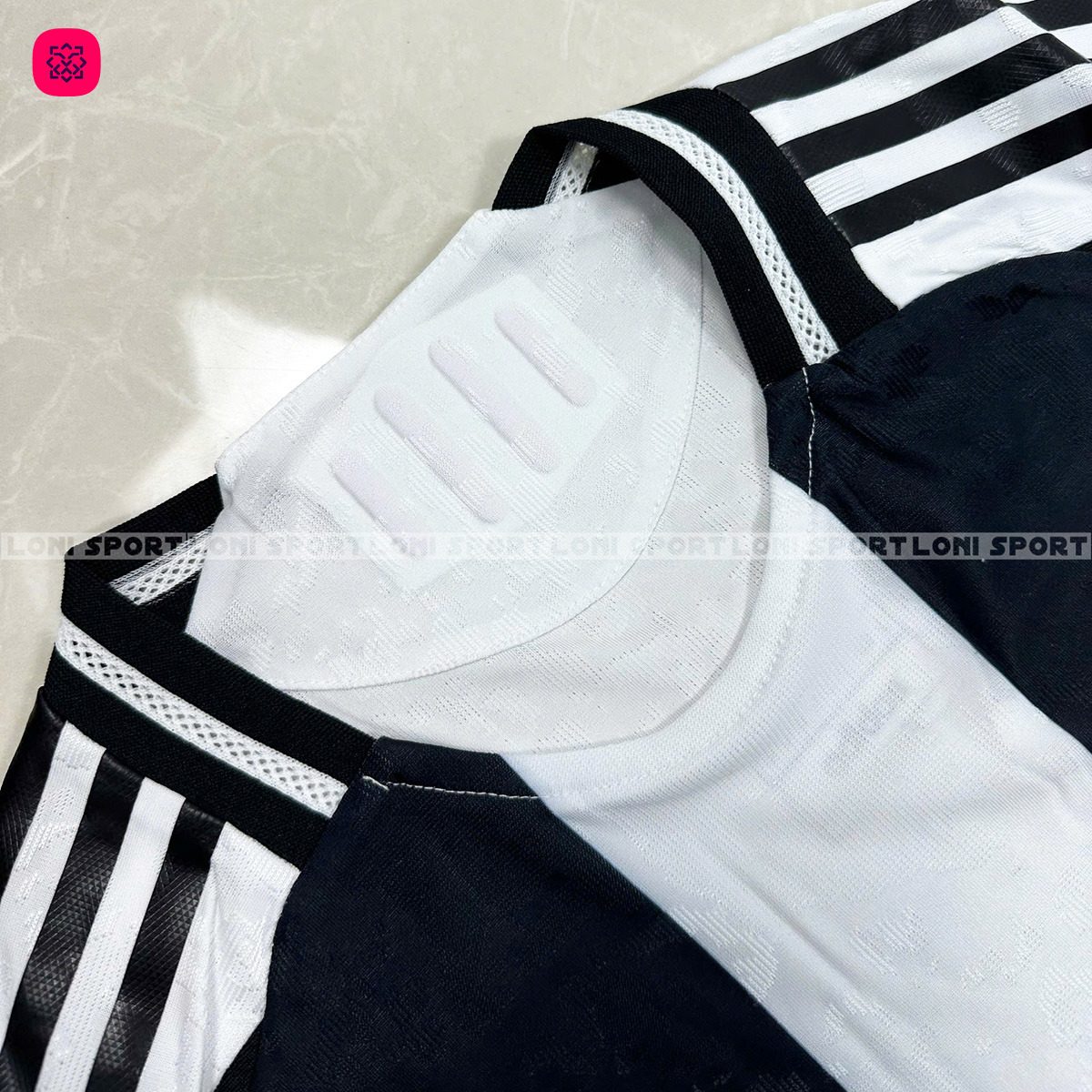 Áo Juventus sân nhà trắng đen 24/25 SF_thumbnail_1