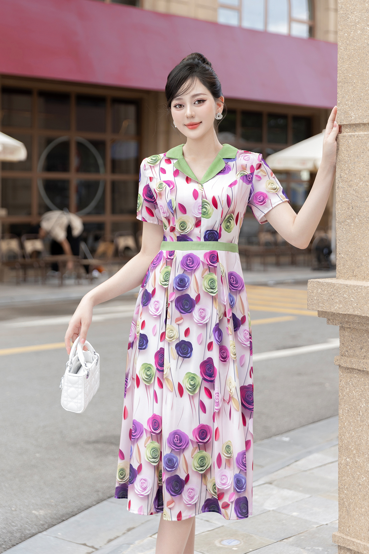 Đầm hoa dáng xòe cổ ve tay ngắn phối đai D4014