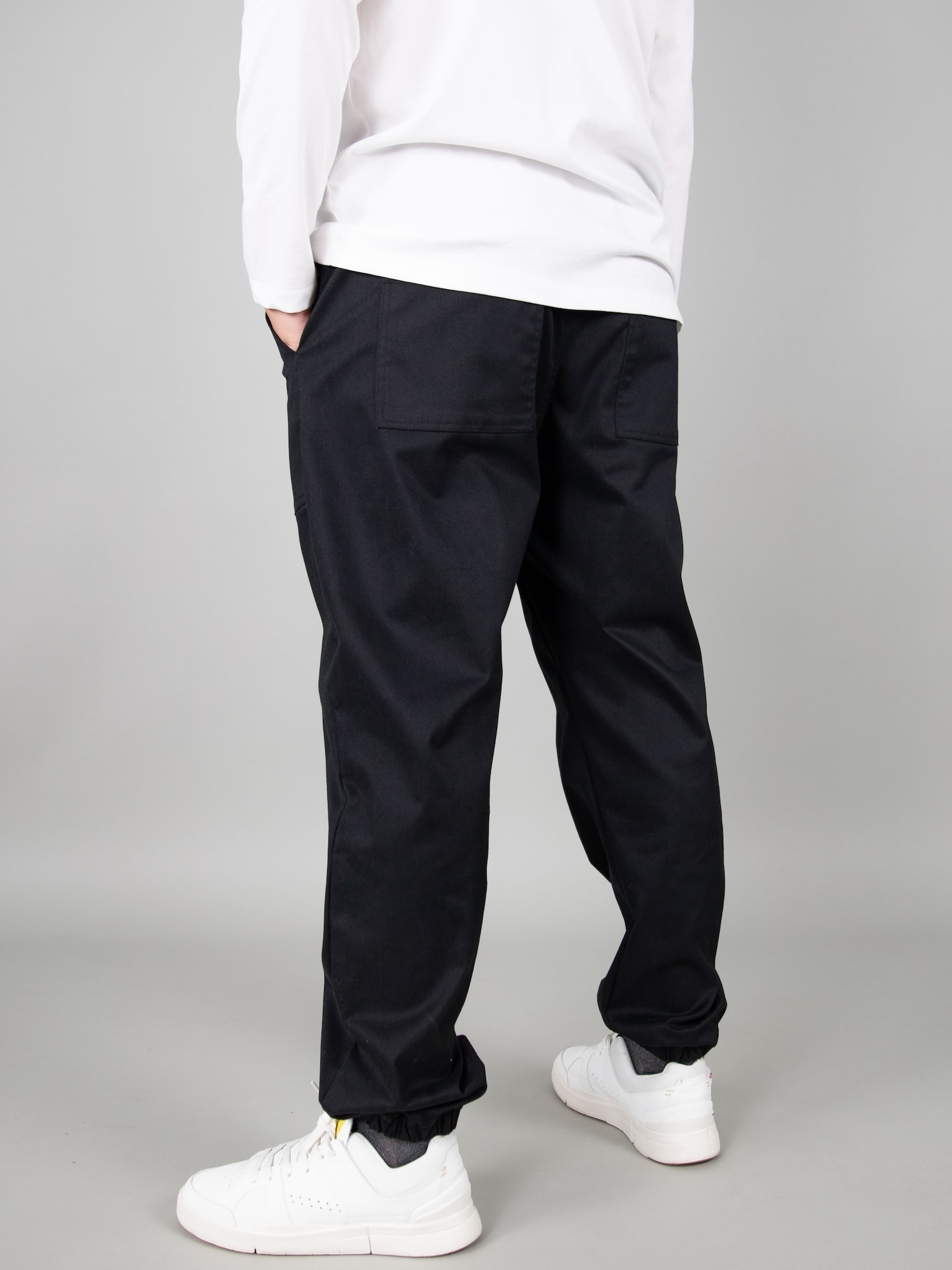 Quần kaki túi ốp màu đen chun gấu_thumbnail_4