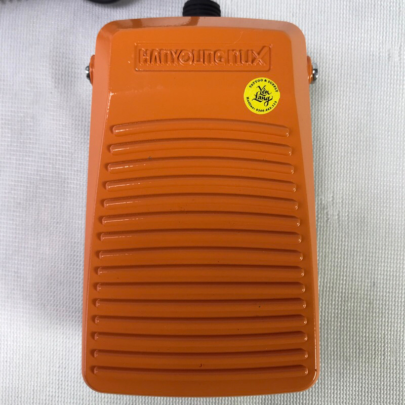 Bàn đạp Nux vàng._thumbnail_2