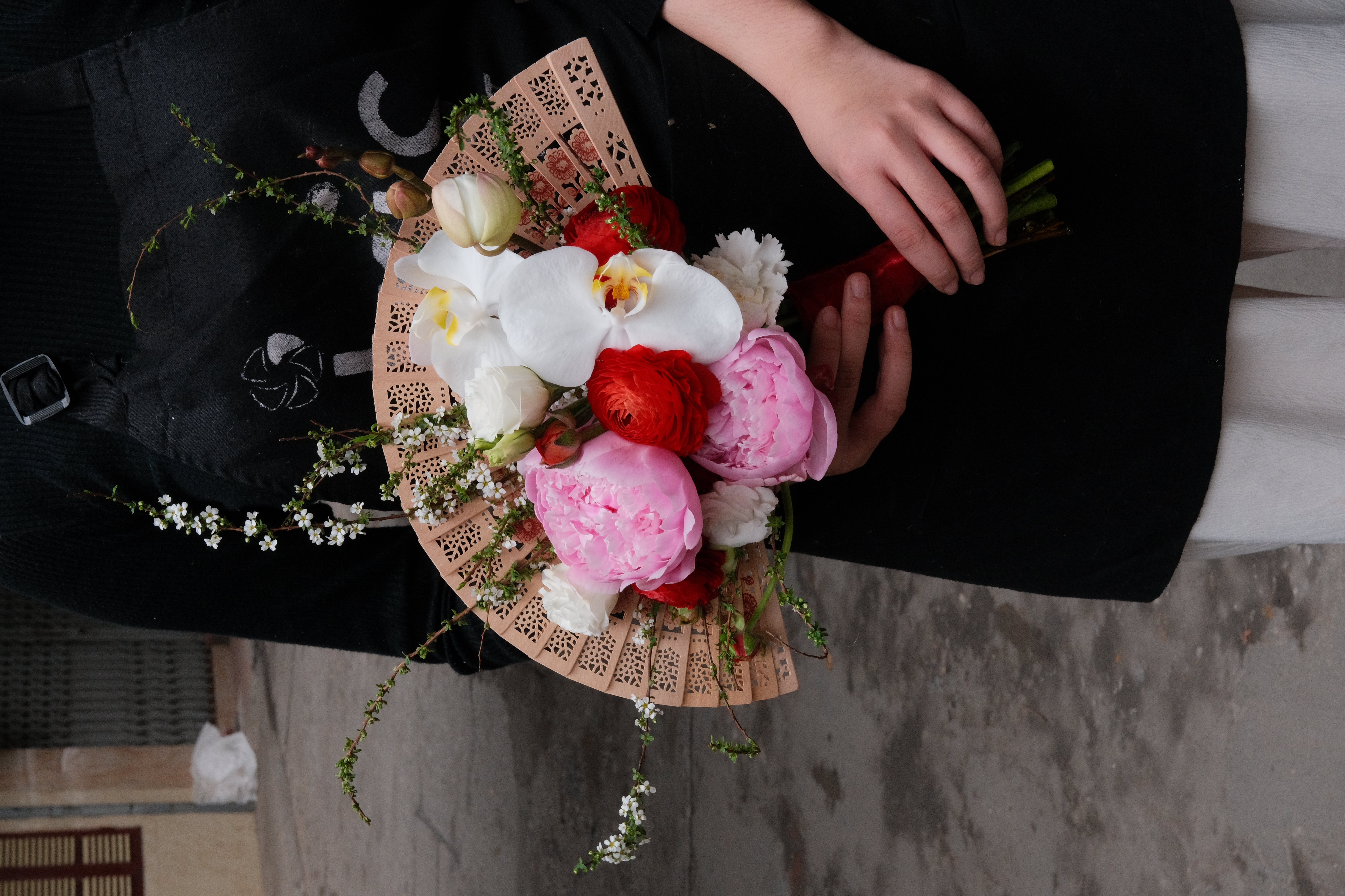 Quạt hoa Peony mix Lan Hồ điệp