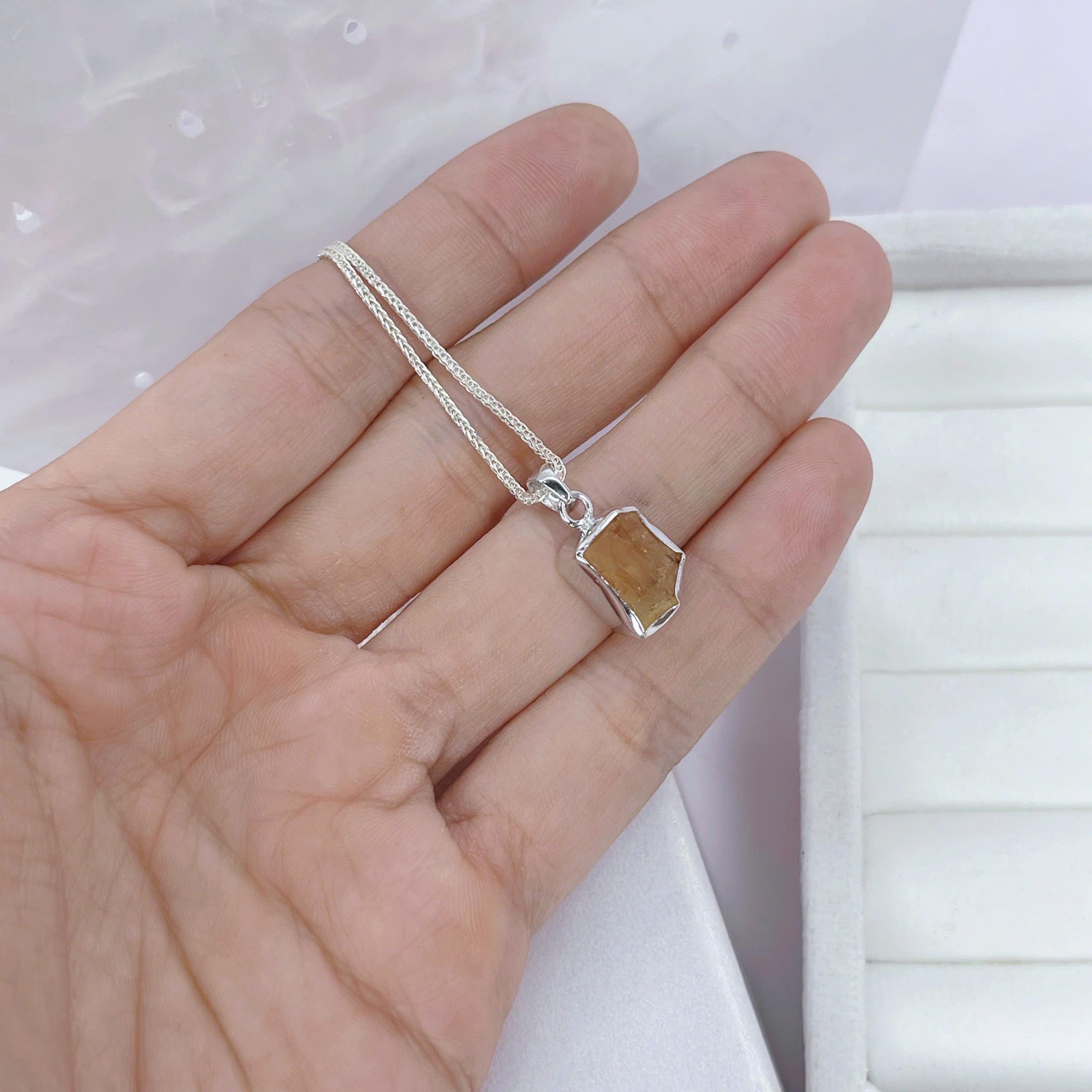 Vòng cổ bạc đá thạch anh vàng_thumbnail_2