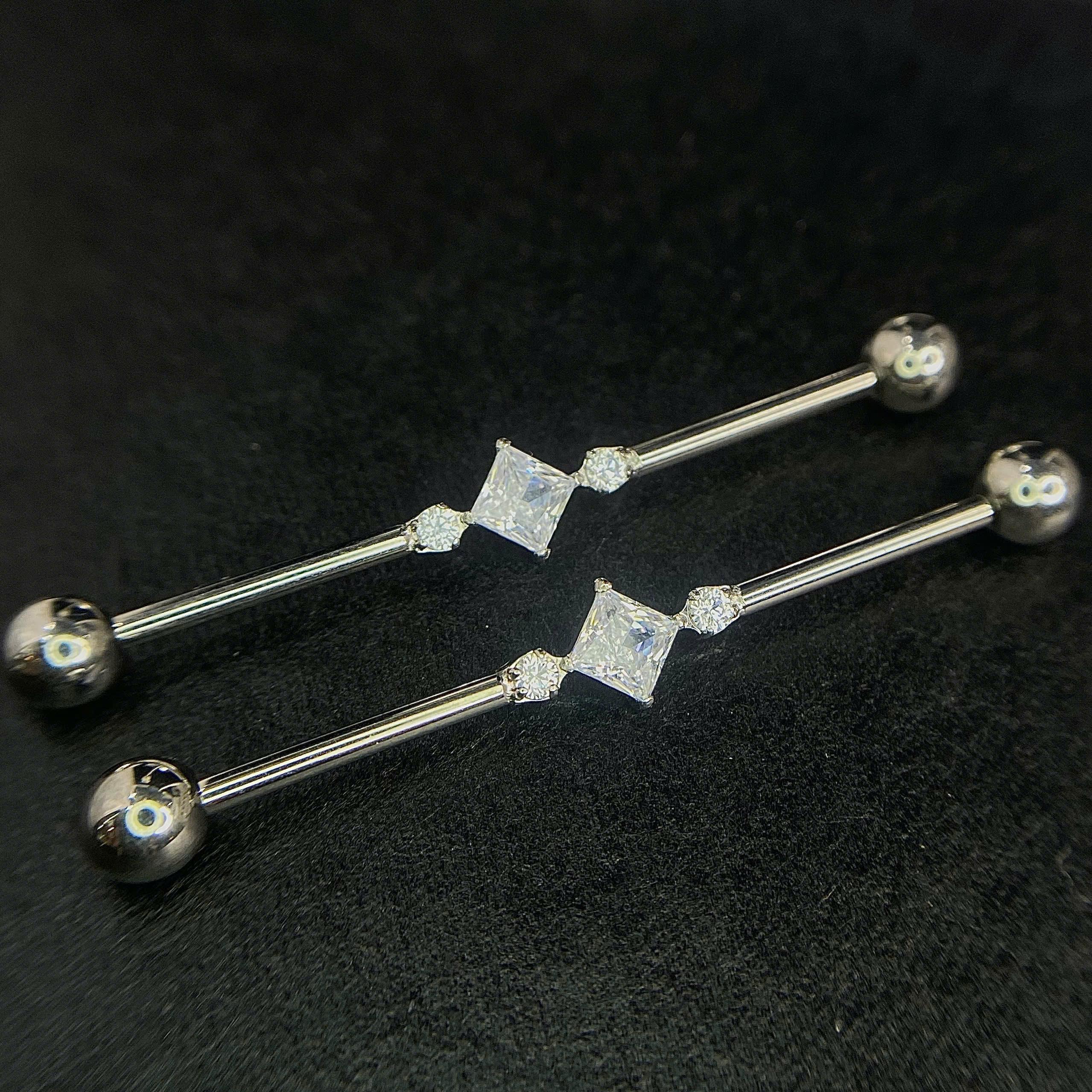 indus titan đá tam giác size 36_thumbnail_1