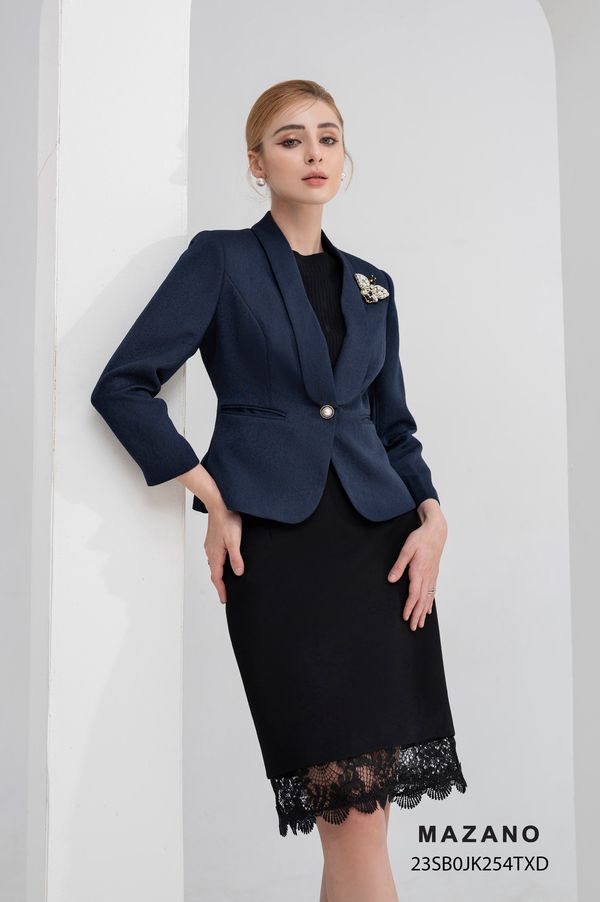 áo Jacket đen đính đá ở cổ_thumbnail_3