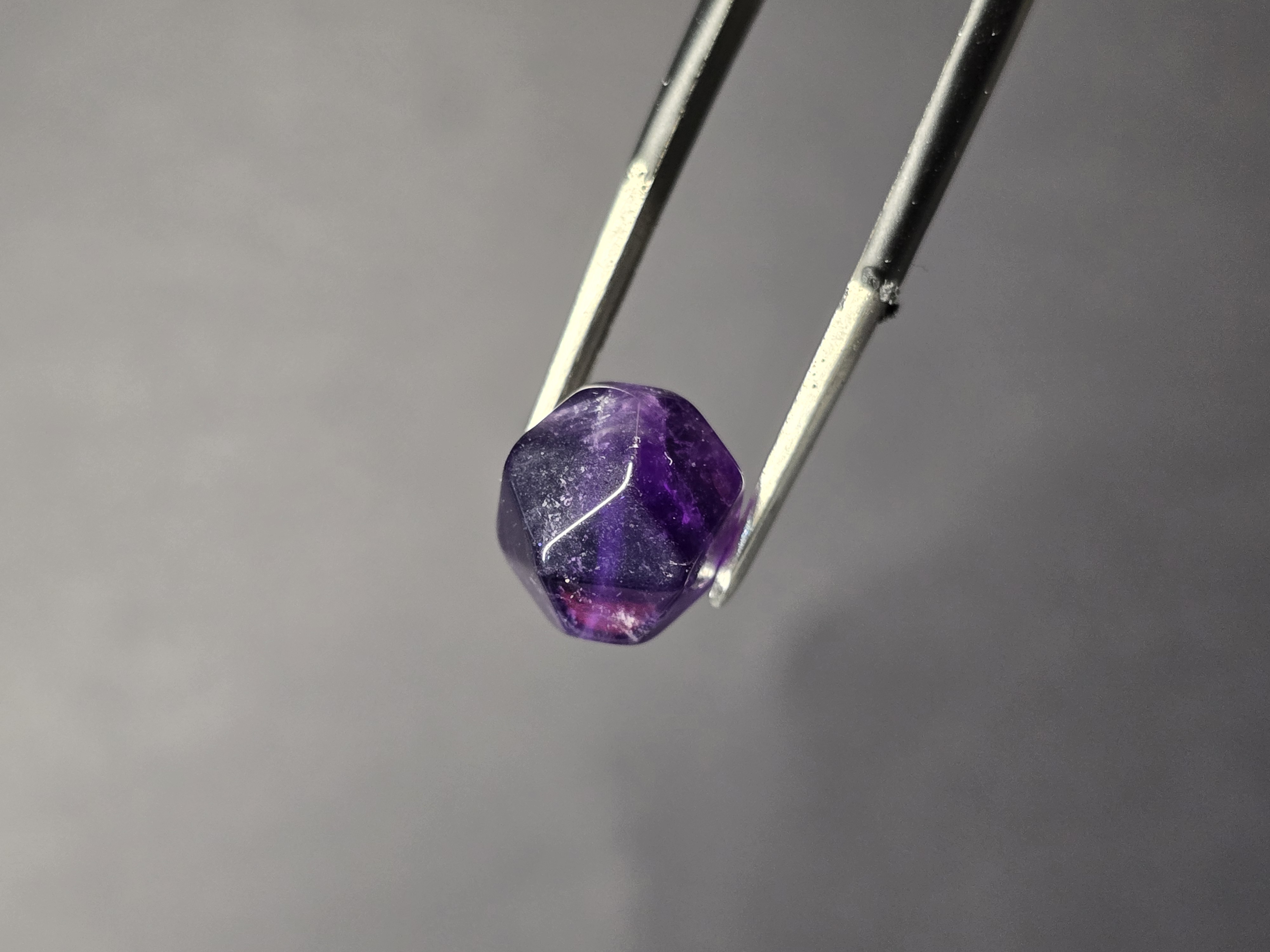 Charm Hạt Lẻ Thạch Anh Tím Đa Giác Kim Cương