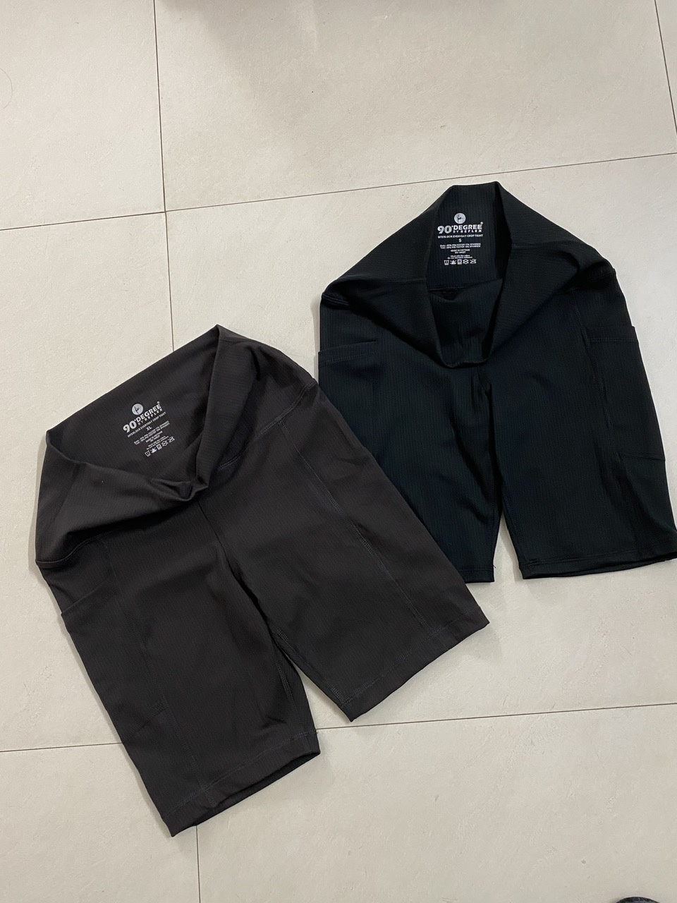 Q27 QUAN NU YOGA GAN