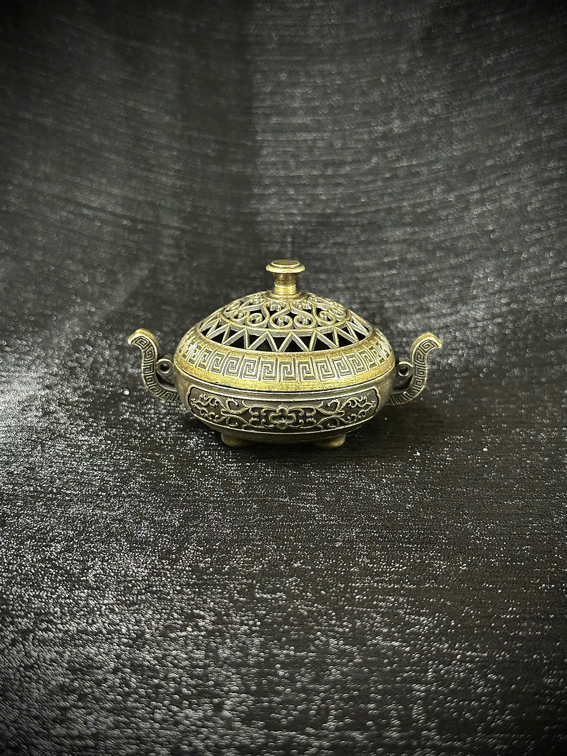 LƯ ĐỒNG XÔNG TRẦM_thumbnail_12