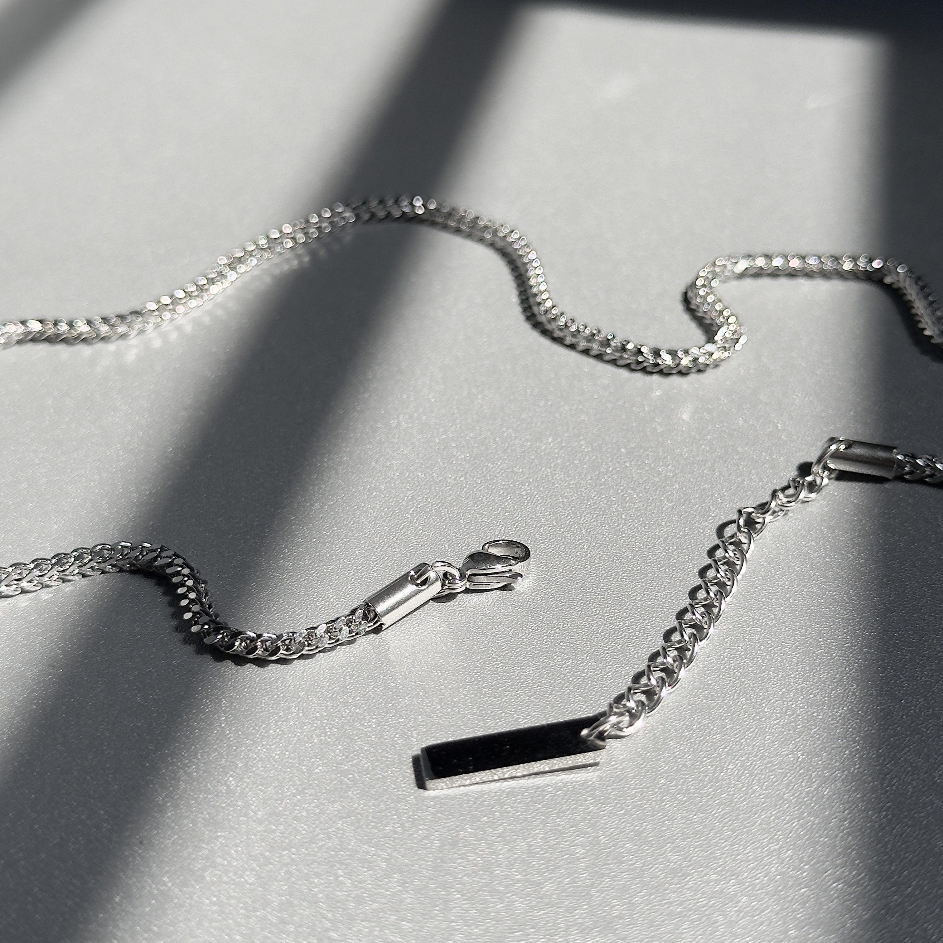 Dây chuyền The Sant