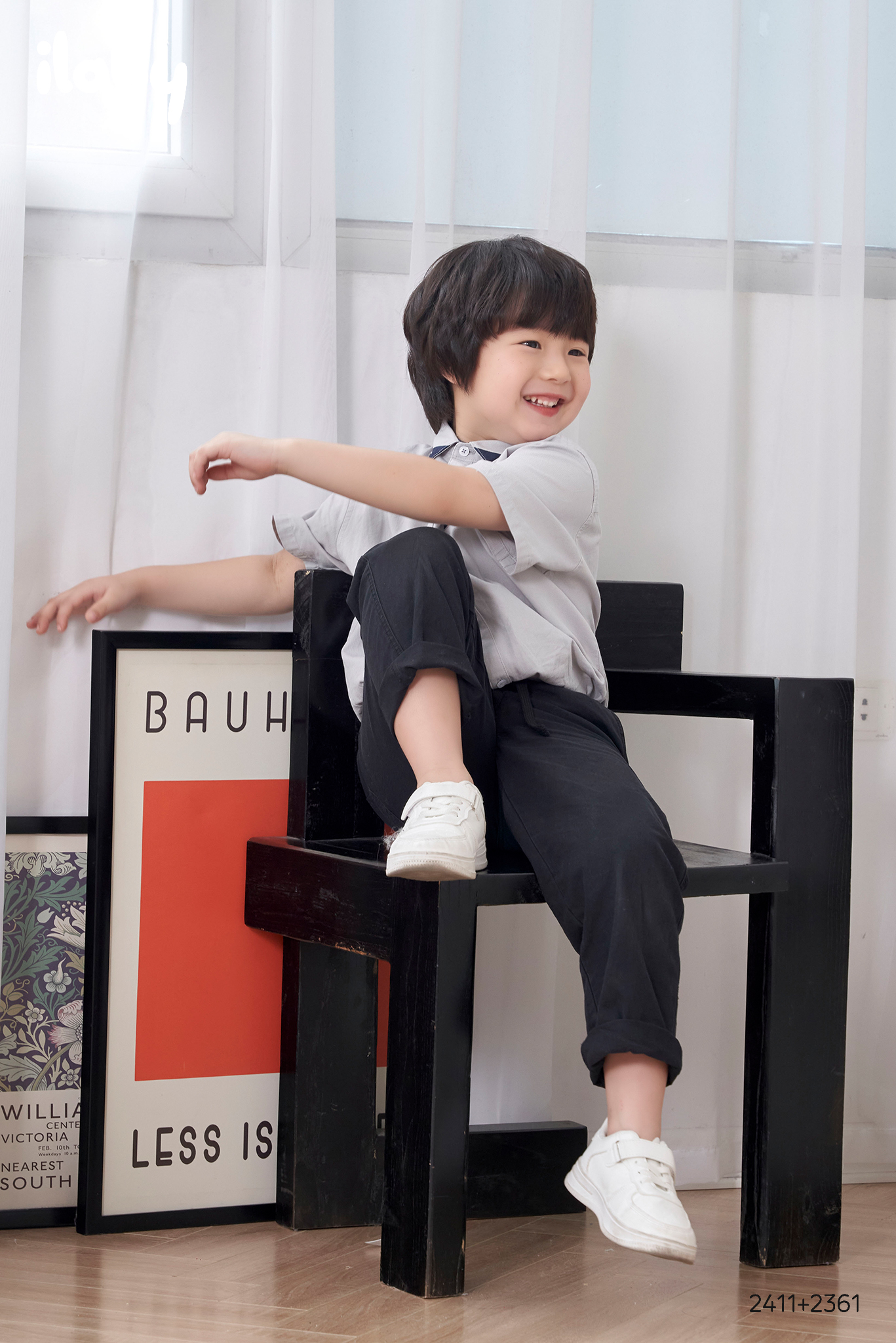 Áo sơ mi regular phối lá cổ kiểu