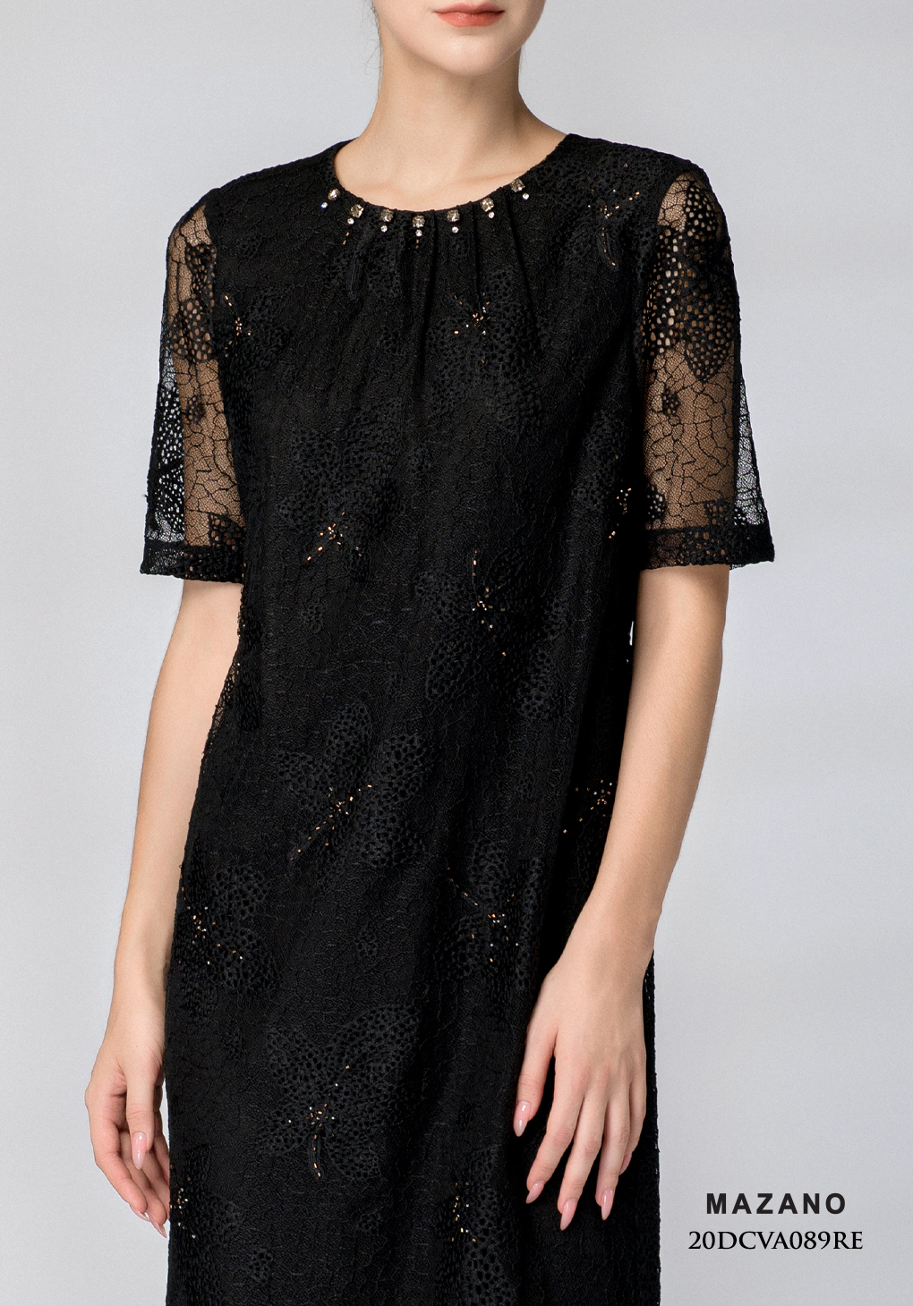 Đầm đen suông ren đính đá_thumbnail_5