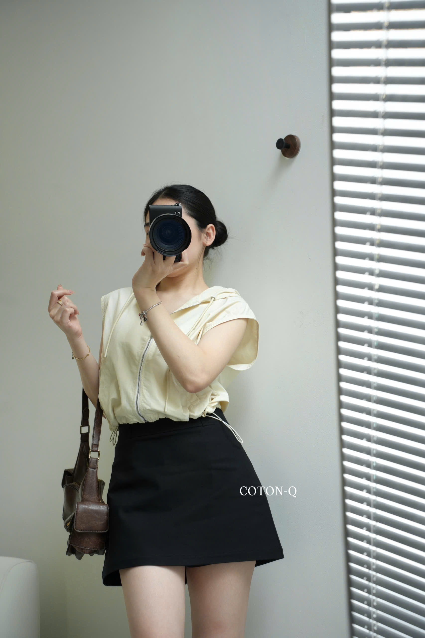 Chân váy ngắn Coton Q có quần trong ( ĐEN )_thumbnail_20