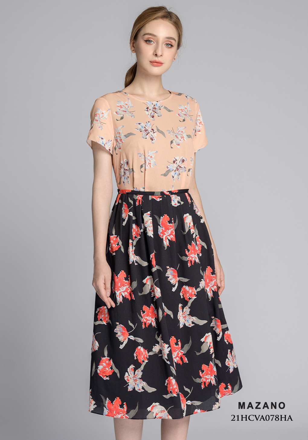 Váy họa tiết phối cách điệu chân xếp ly_thumbnail_5