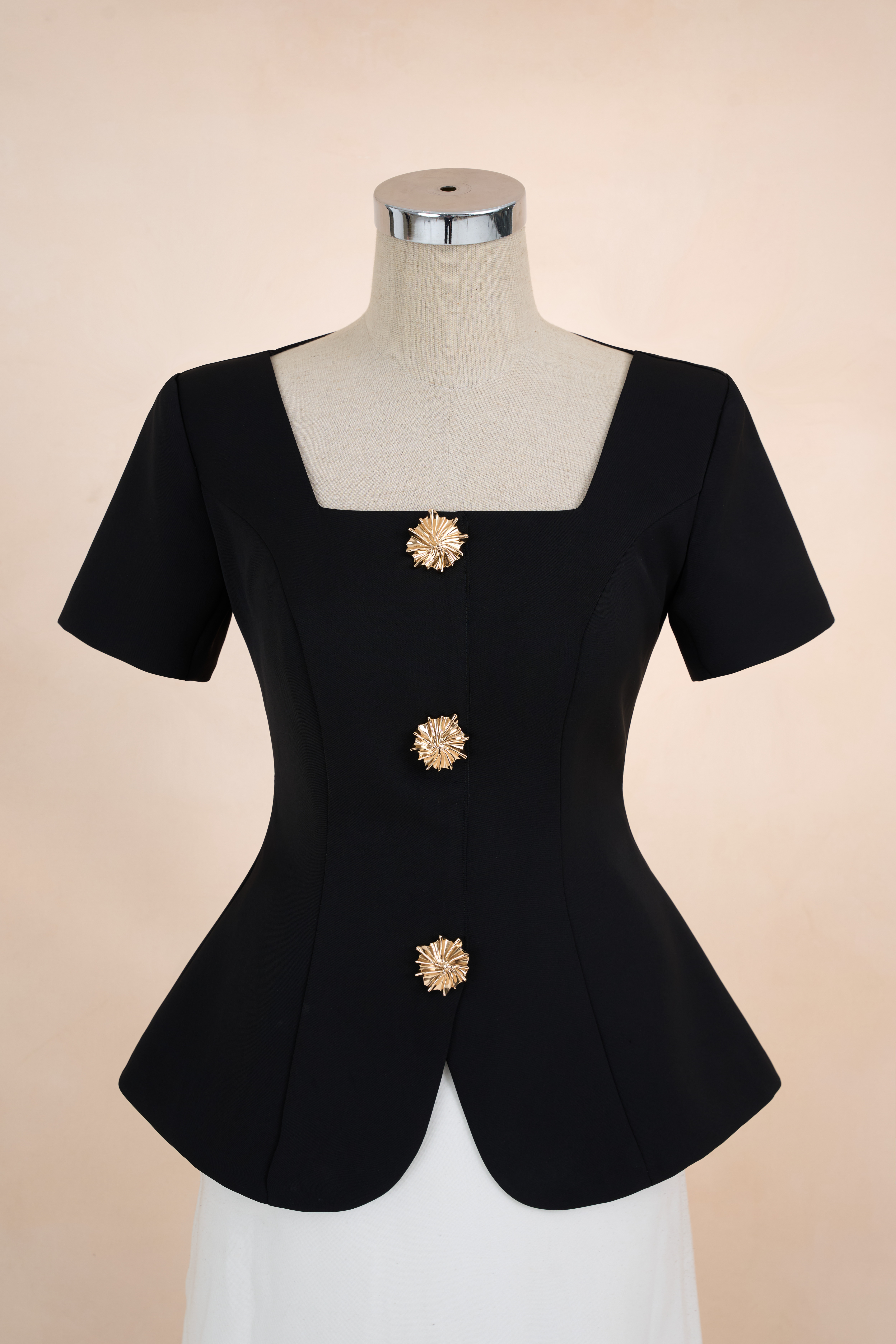 Áo PL Cổ Vuông Cúc Đồng Tay Ngắn