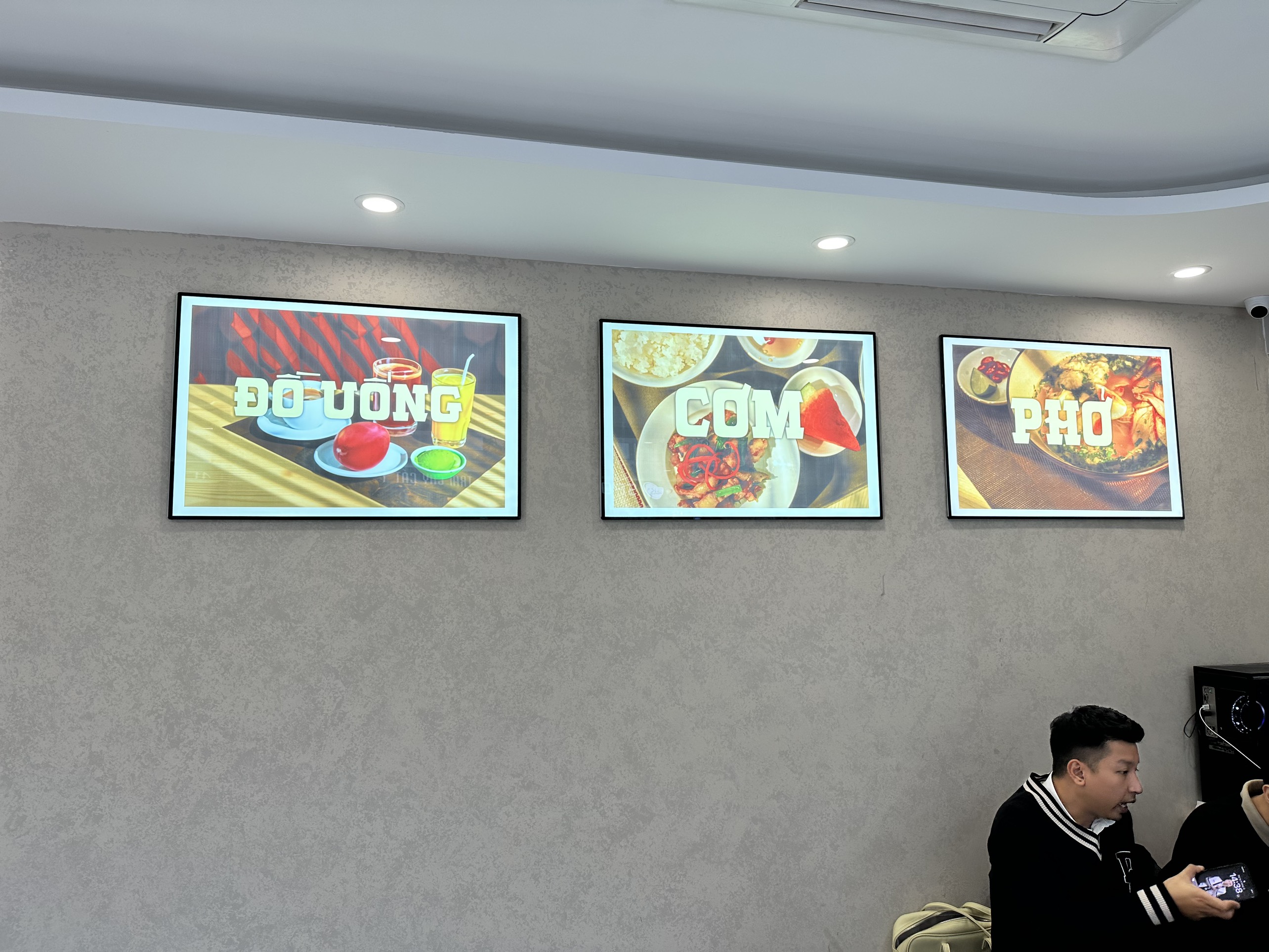 TRANH ĐIỆN KÍNH SIÊU MỎNG