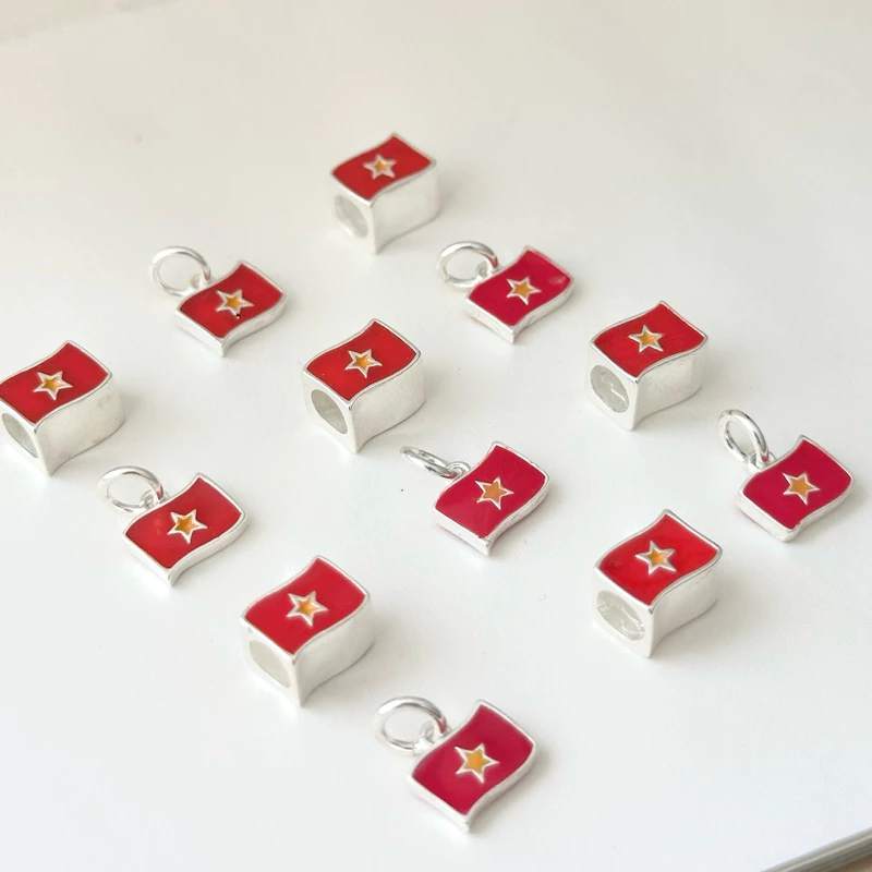 S2 - Charm lẻ lá cờ tổ quốc