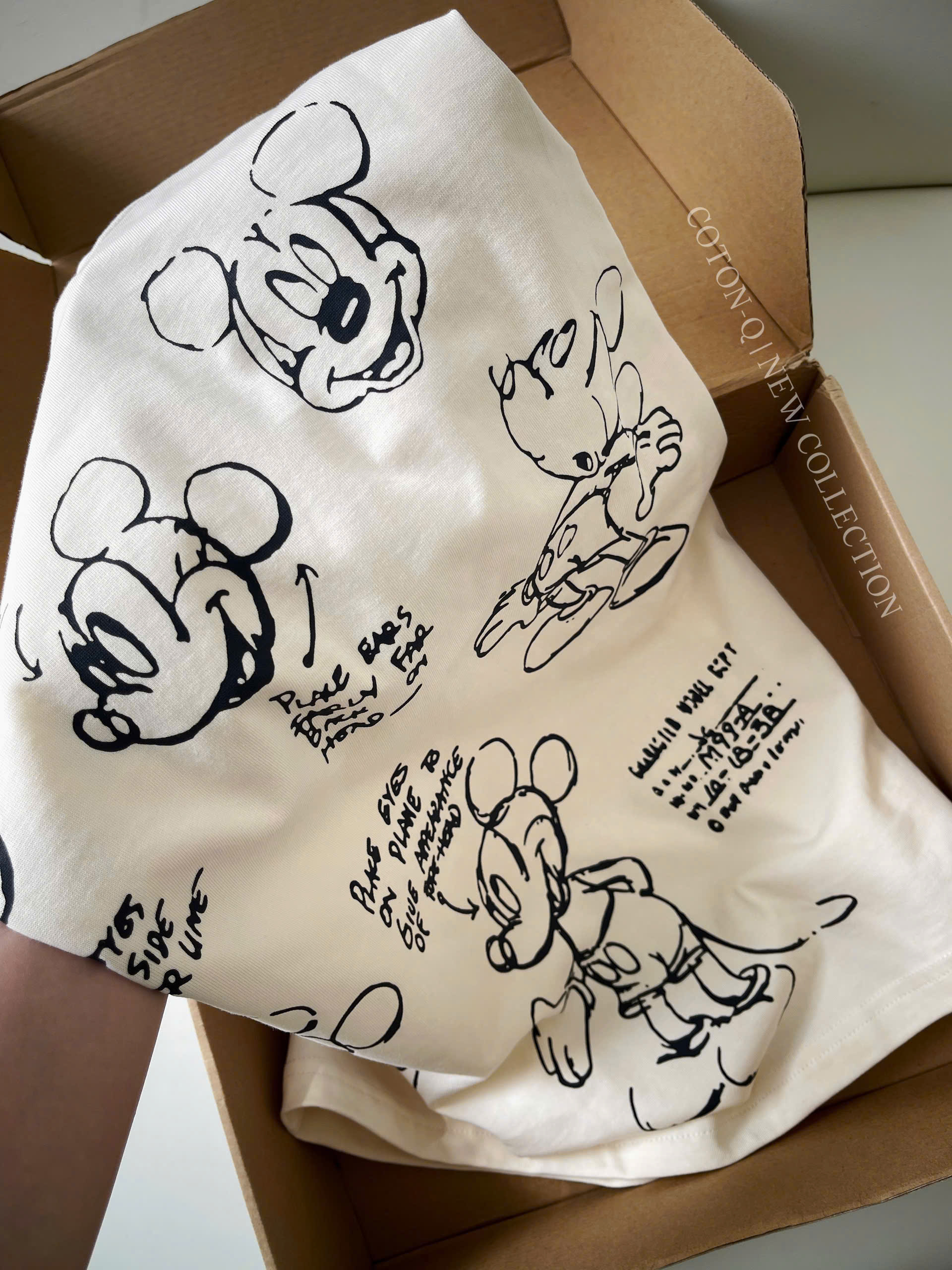 HA11 - Áo thun kem in chuột