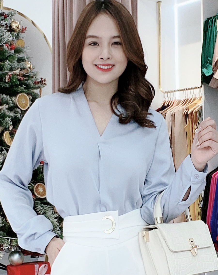 Áo cổ V tay dài HQ