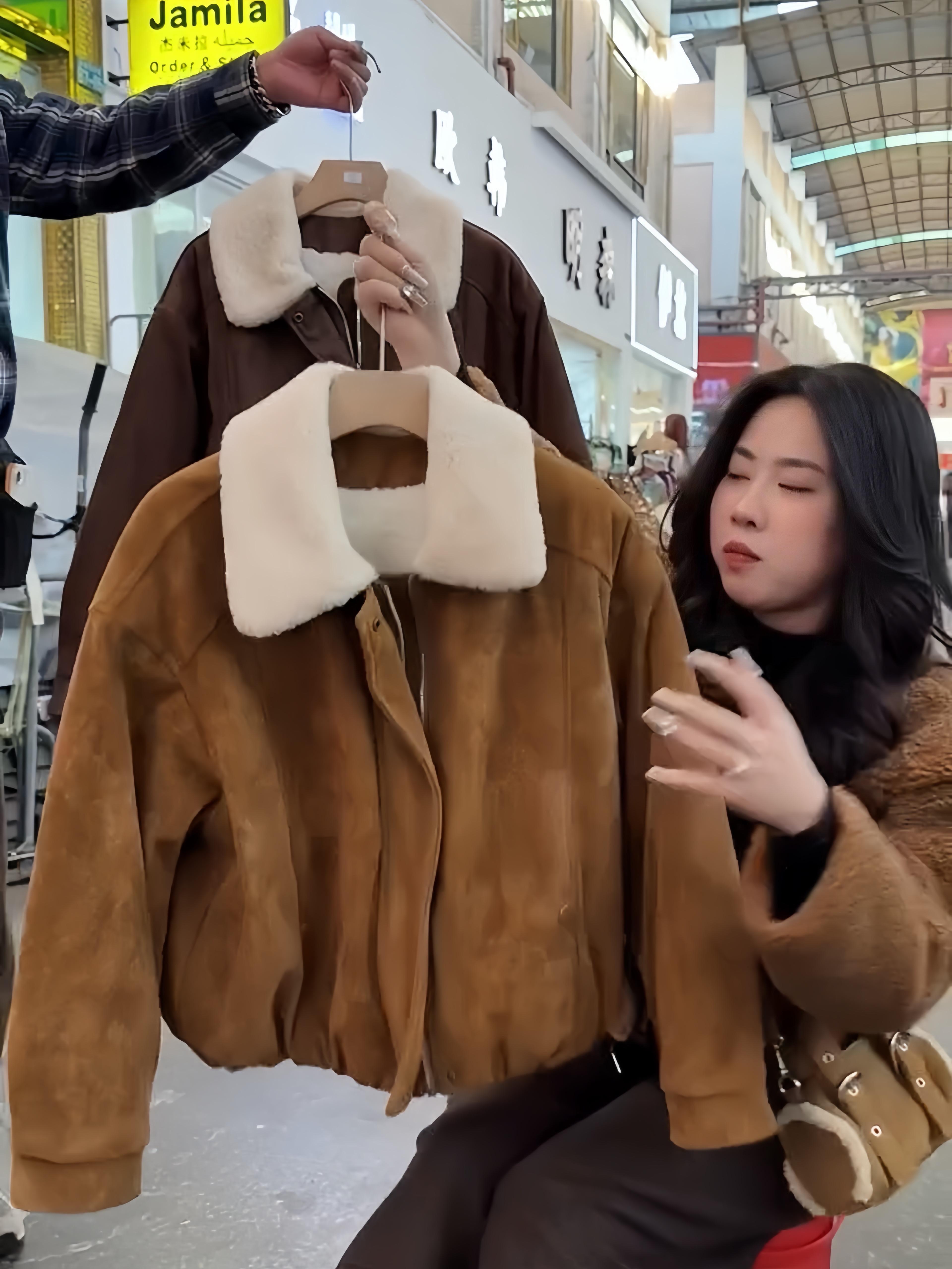 Áo da lộn cổ lông - C44