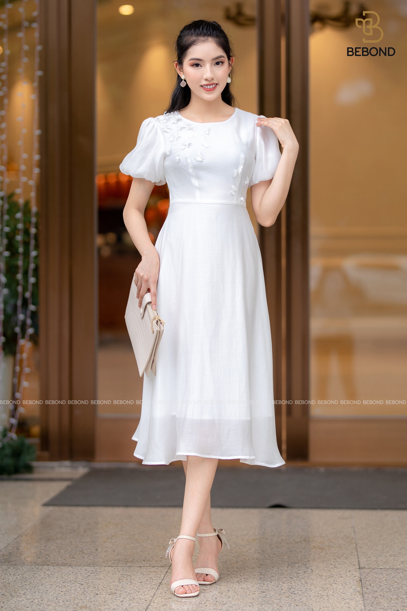 Đầm xòe  đính hoa màu trắng- RAYON_thumbnail_5