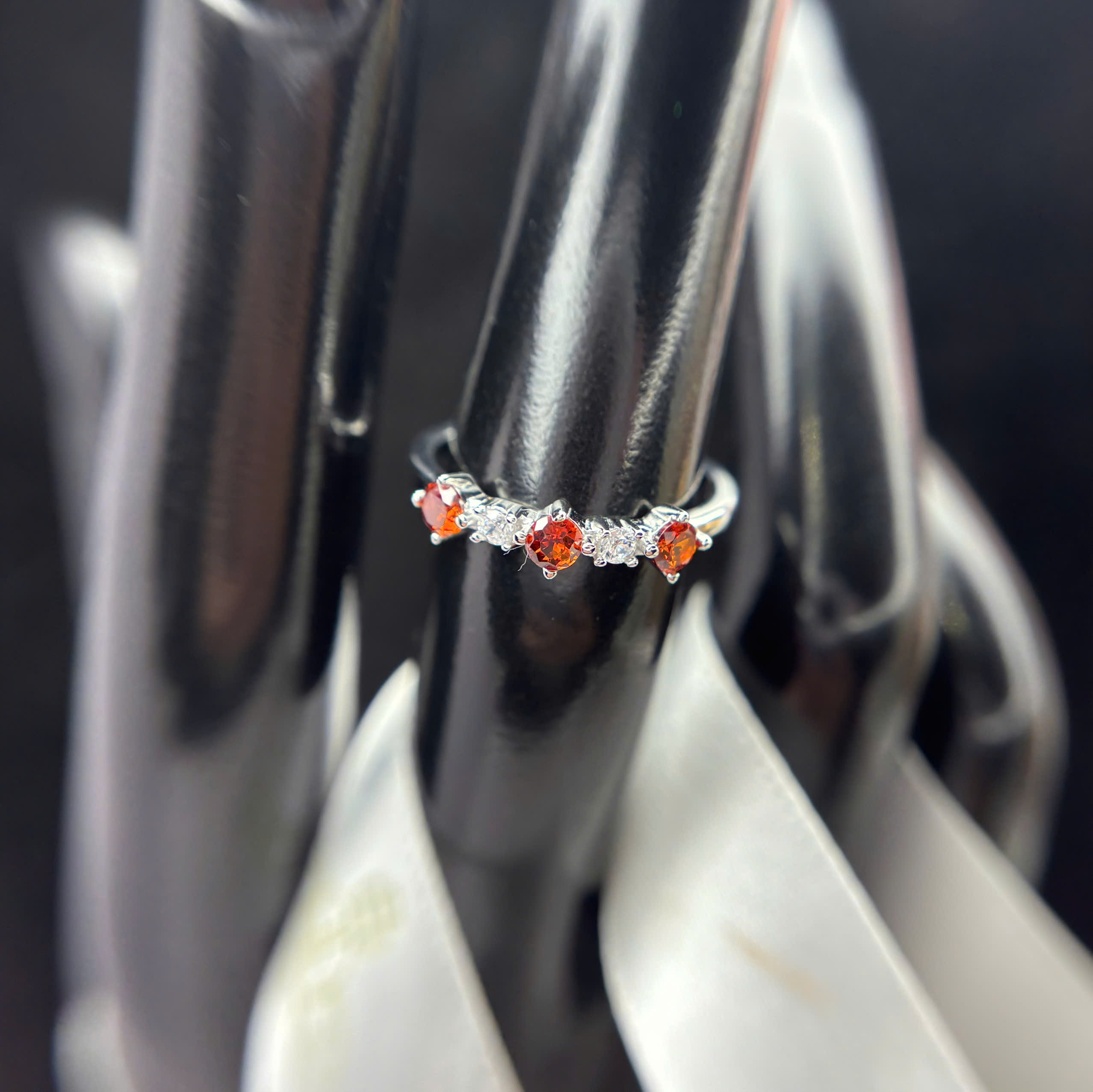 Nhẫn bạc xi bạch kim lá đỏ cam size 6_thumbnail_3