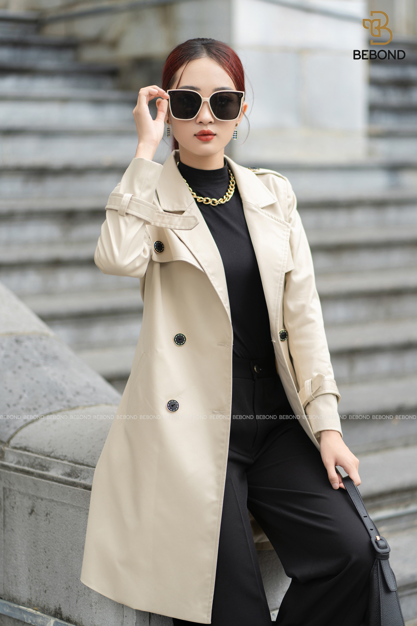 ÁO MANGTO DÁNG VỪA MÀU KEM ADELA