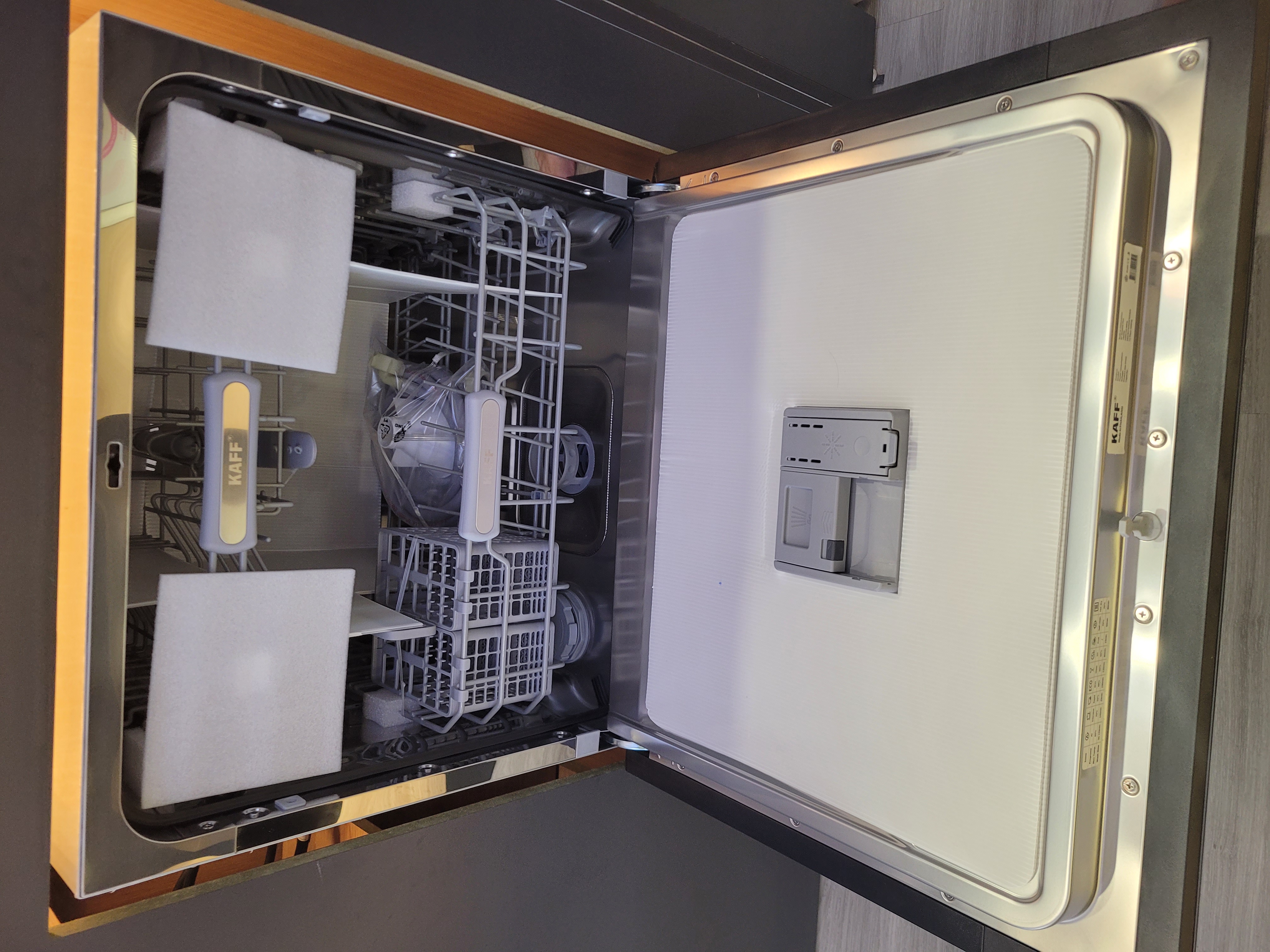 Máy rửa bát KF-BISMS8 Plus Trưng bày_thumbnail_3