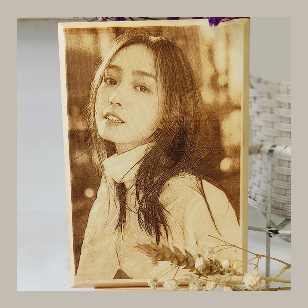 Tranh Khắc Gỗ Chân Dung - In Theo Yêu Cầu, Lưu Giữ Kỷ Niệm Đẹp_thumbnail_8