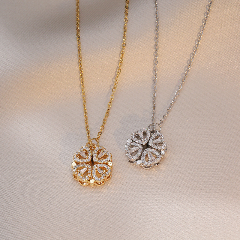 Set Vòng tay nữ Butterfly charm Bướm Vàng 18k đính đá + Dây chuyền Cỏ bốn lá trái tim đính đá_thumbnail_12