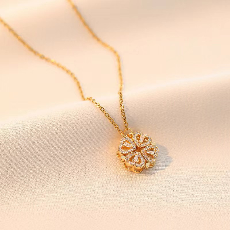 Set Vòng tay nữ Butterfly charm Bướm Vàng 18k đính đá + Dây chuyền Cỏ bốn lá trái tim đính đá_thumbnail_14