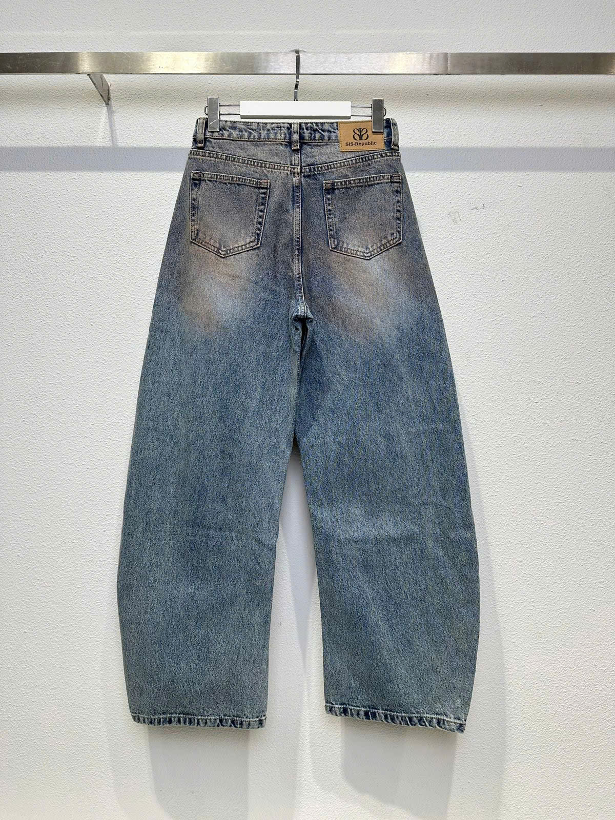QUAN JEAN